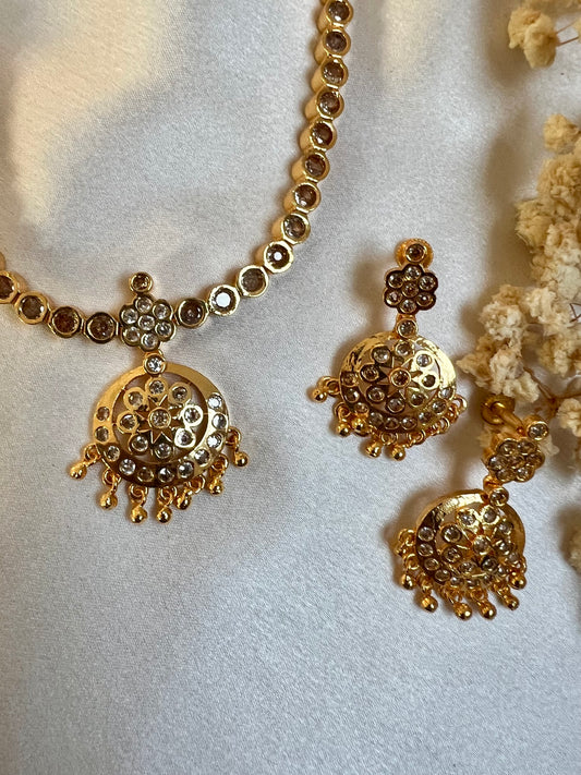 MALINI - Short golden attigai with white stones and matching earrings N3157