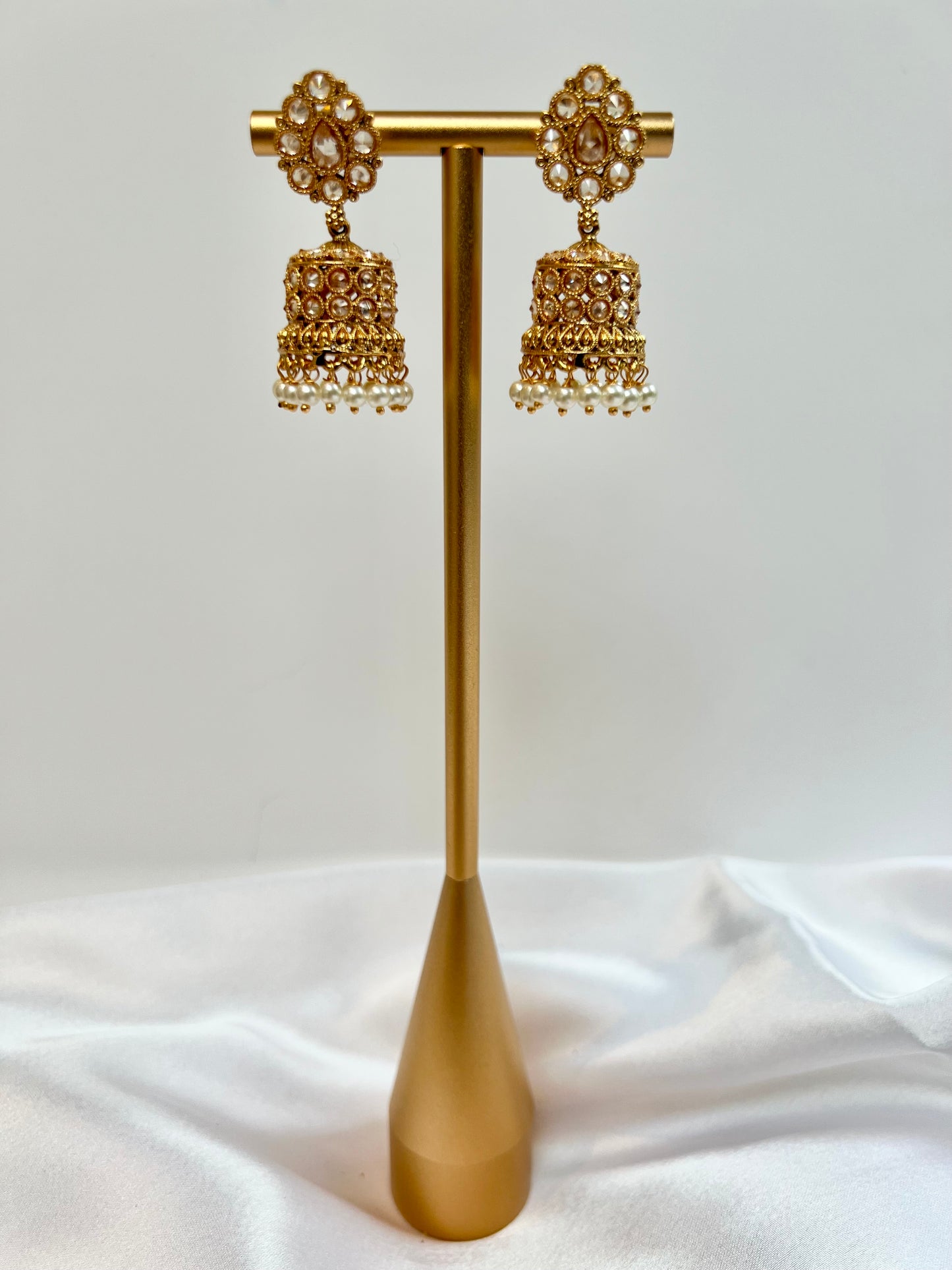 Golden short jhumkas with pearls in various colours E3035