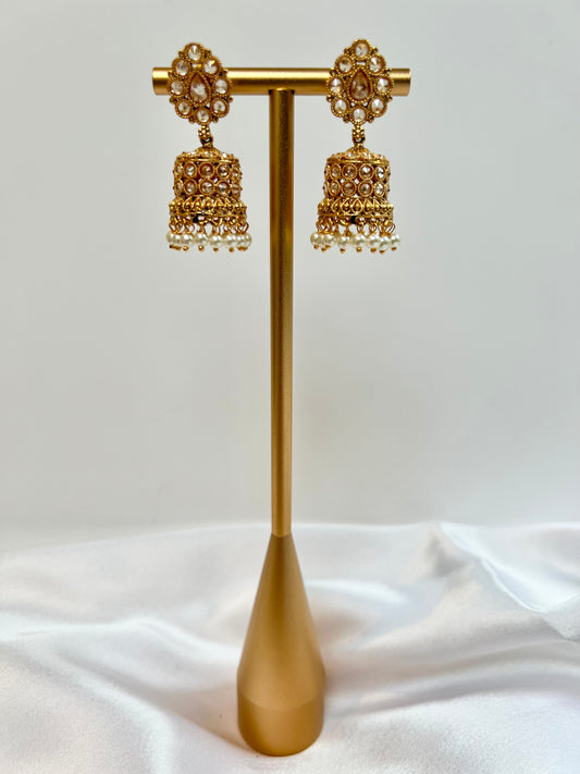 Golden short jhumkas with pearls in various colours E3035