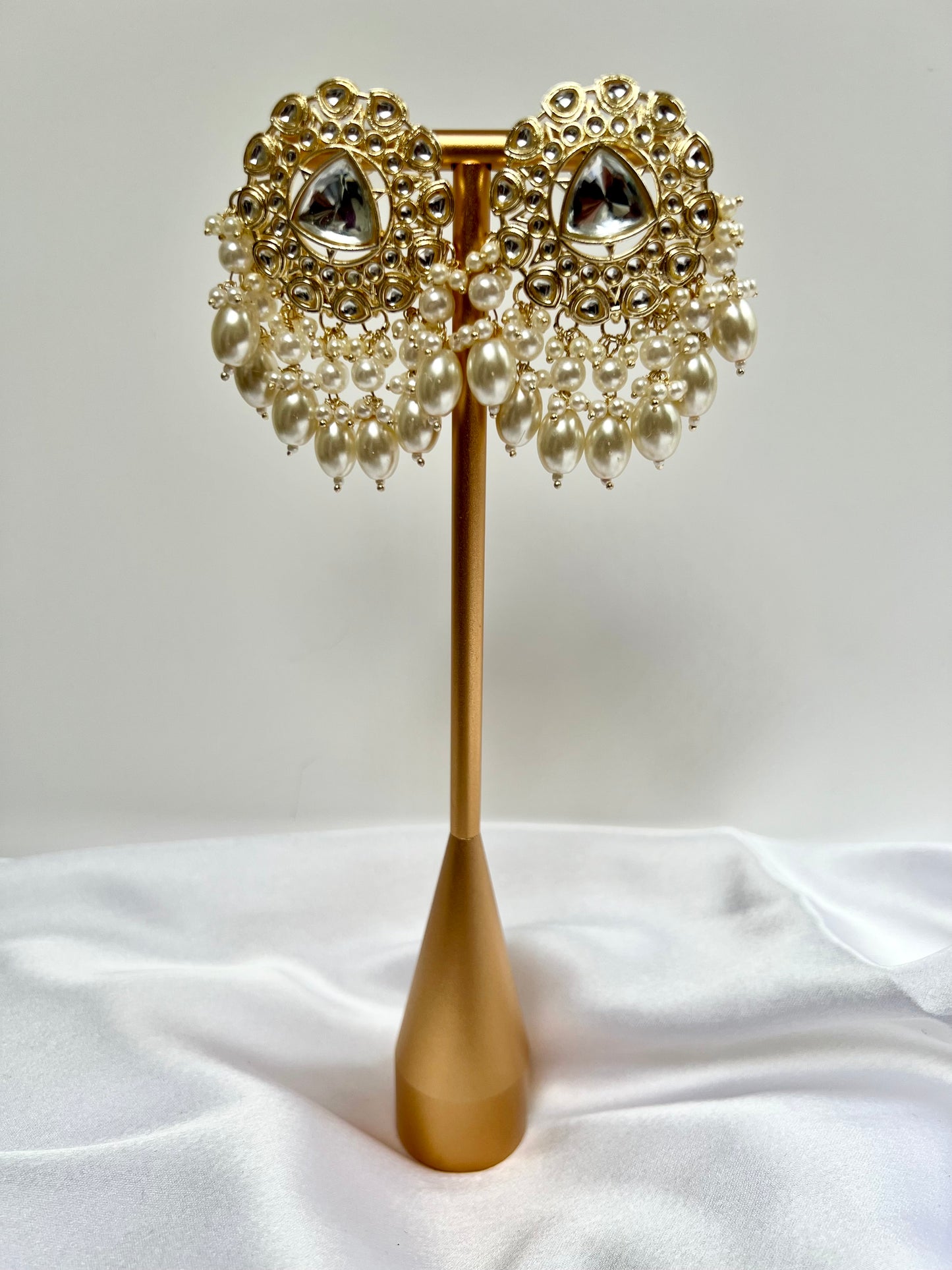 white gold pearl kundan stone earrings E3032