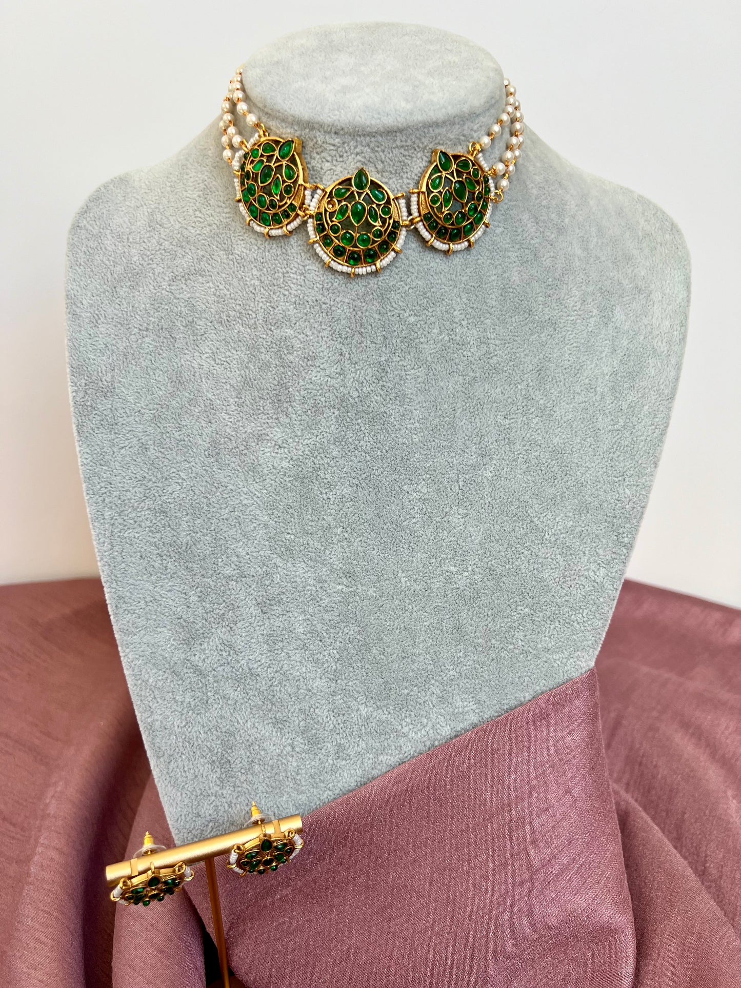 Moon choker with pearl chain N3133, N3132