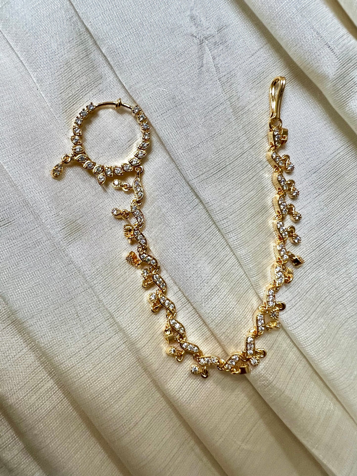 Cz stoned gold plated nosering with chain NR3033