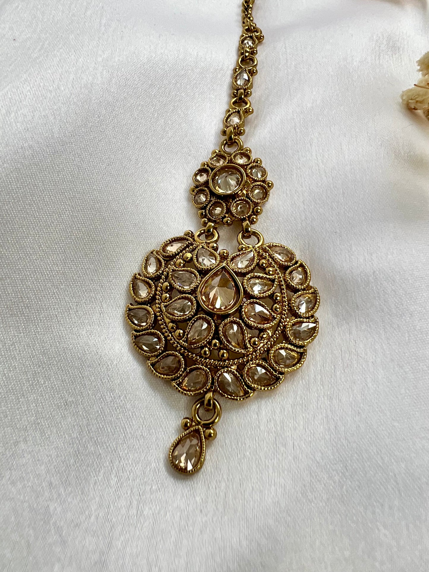 Mehndi plated clear stoned maang tikka T3010