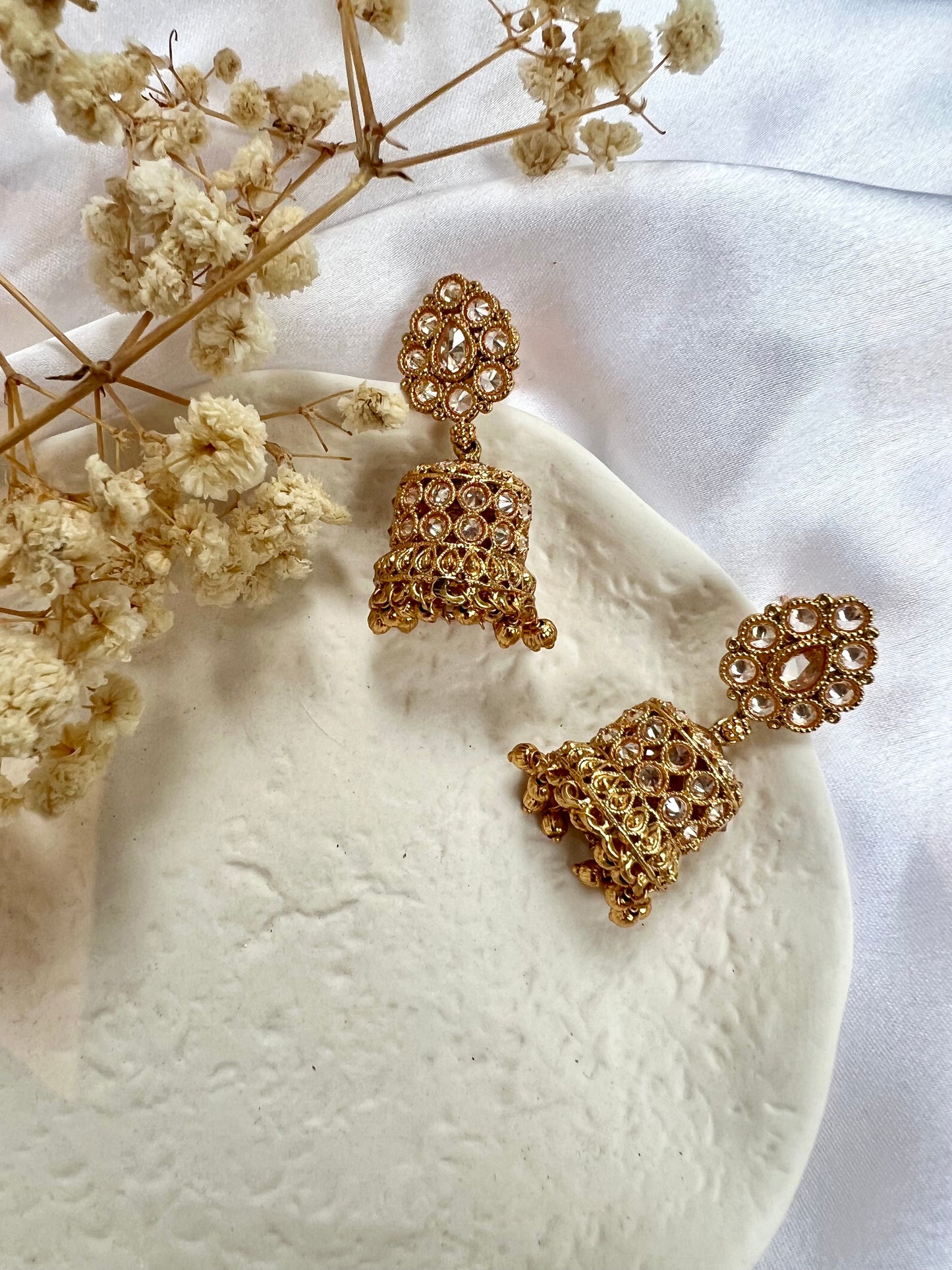 Golden short jhumkas with pearls in various colours E3035