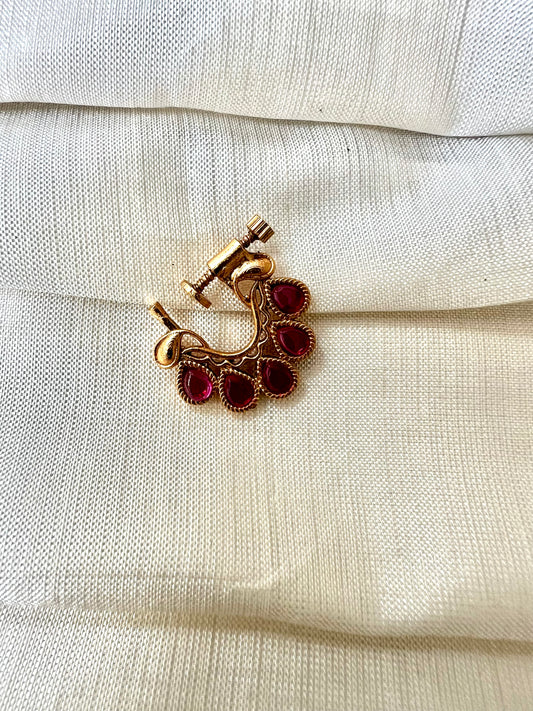 Antique ruby stoned nosering NR3015