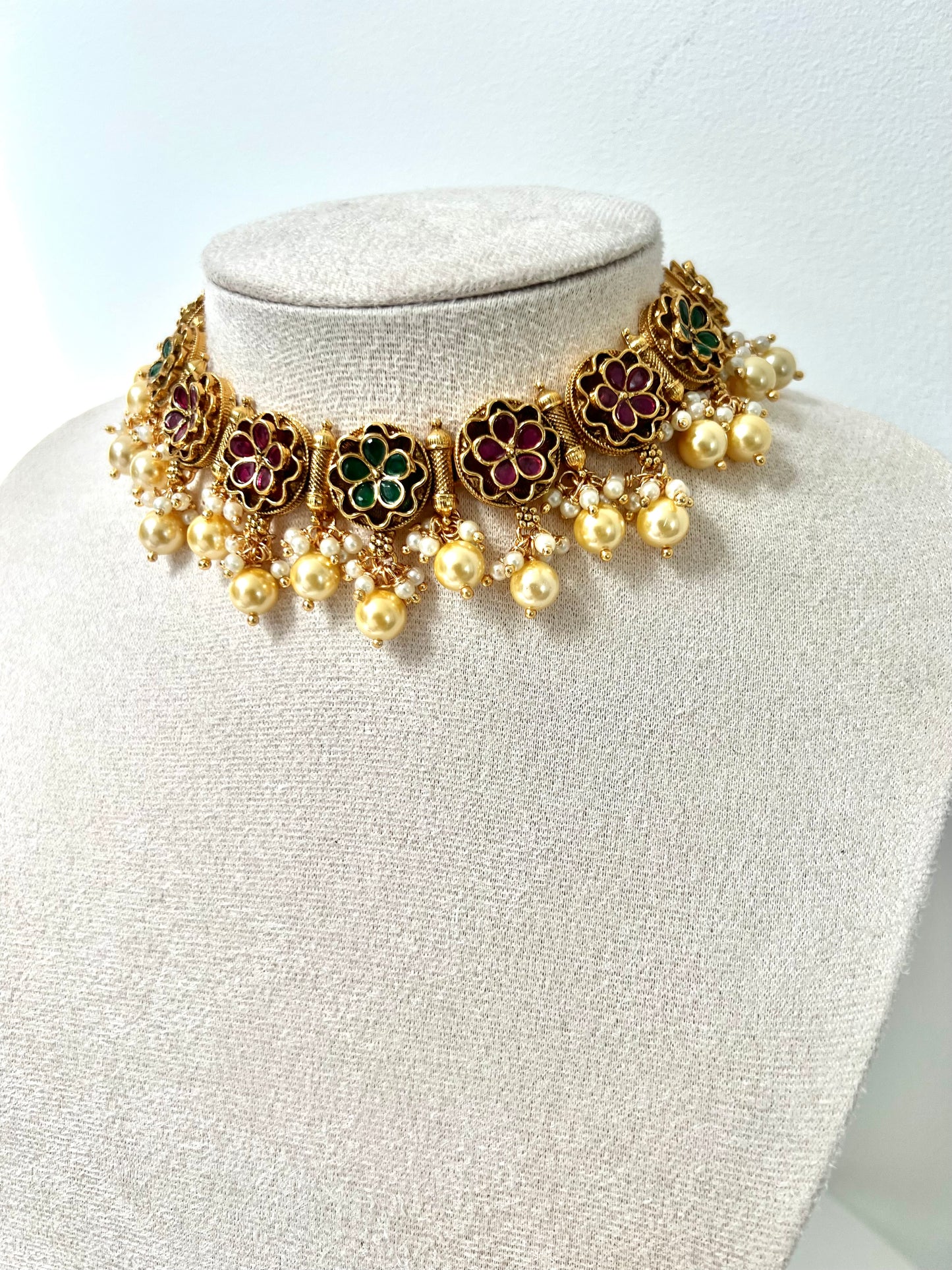 GEETA - Antique gold ruby and green pearl necklace with matching earrings N3253