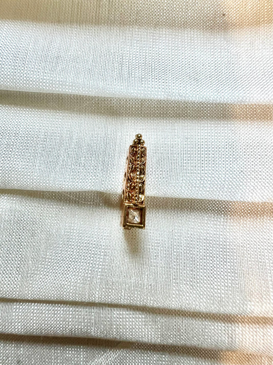 Antique gold plated long press in nosering NR3046