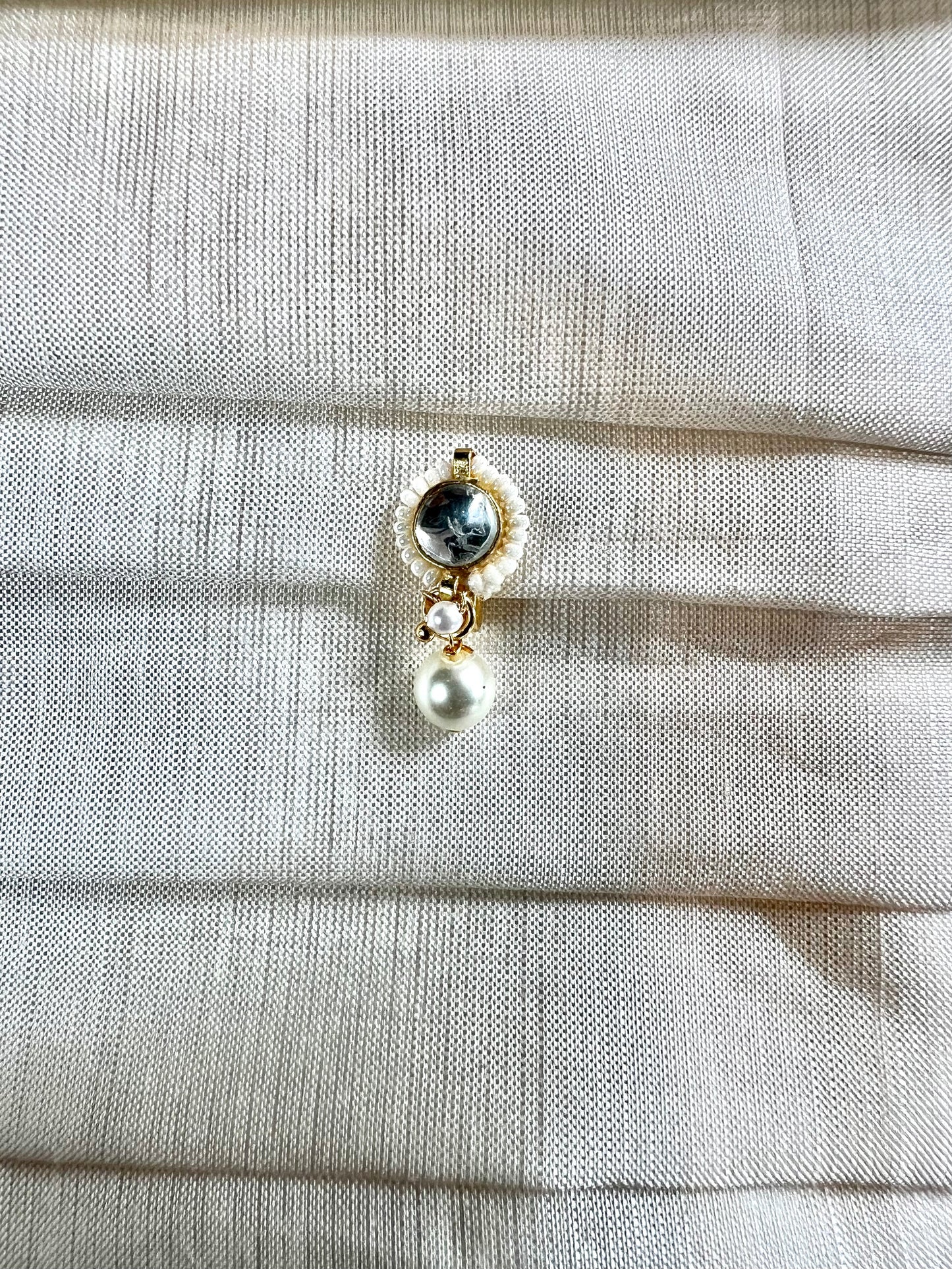 Kundan stoned gold plated press in nosering with pearls NR3070