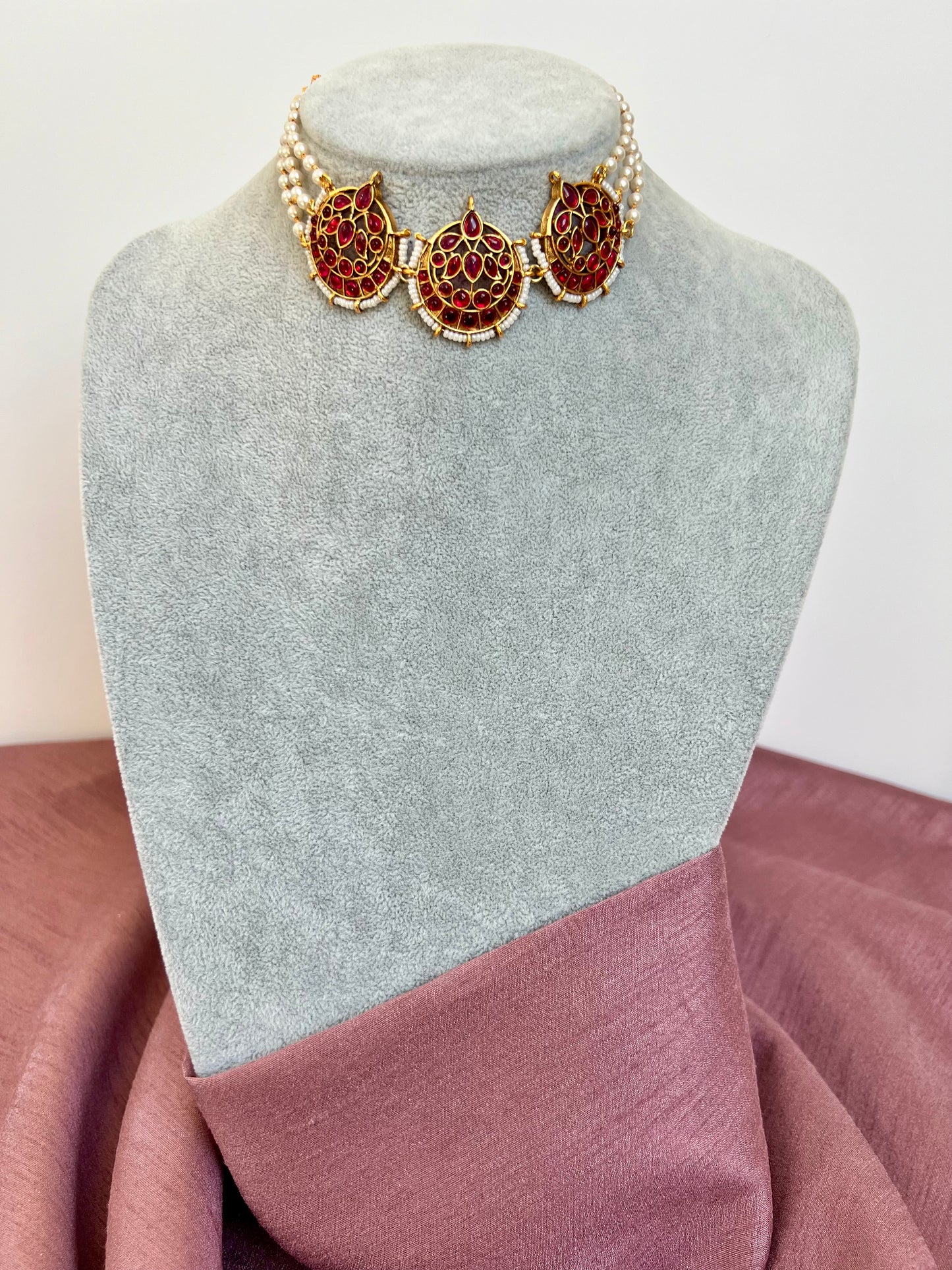 Moon choker with pearl chain N3133, N3132