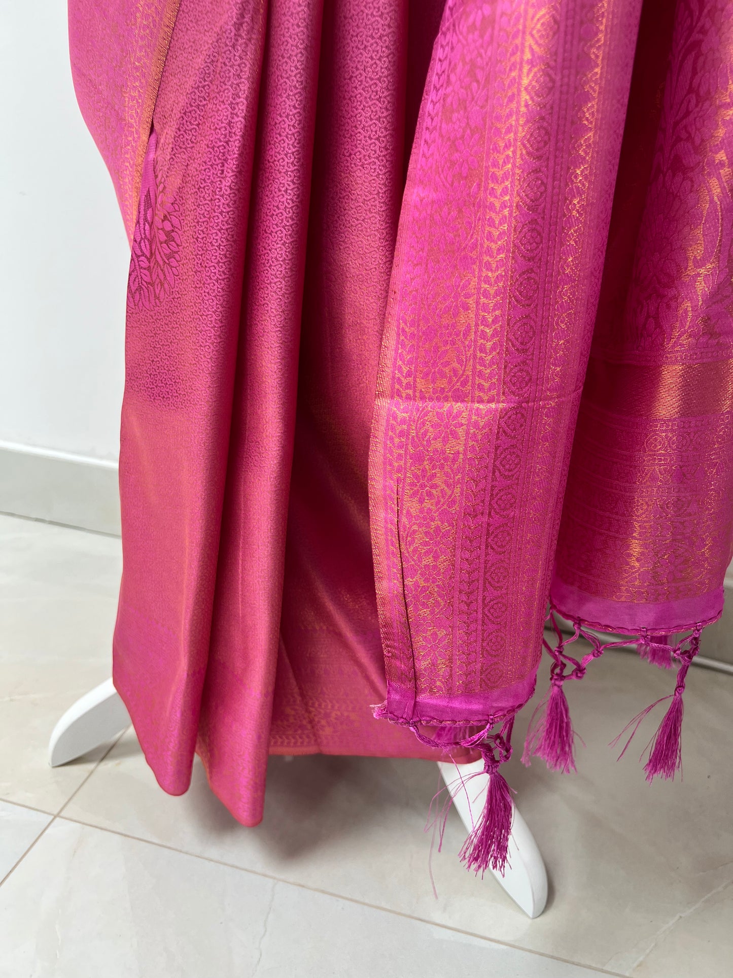 Hot pink kubera silk saree with matching blouse and tassels attached S3008
