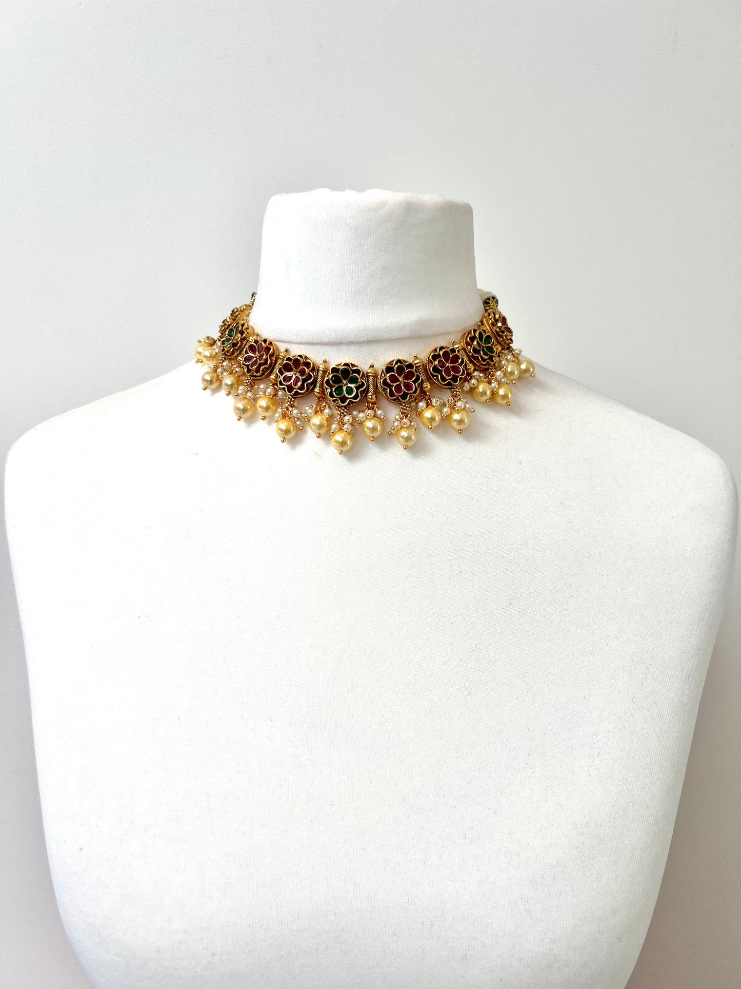 GEETA - Antique gold ruby and green pearl necklace with matching earrings N3253