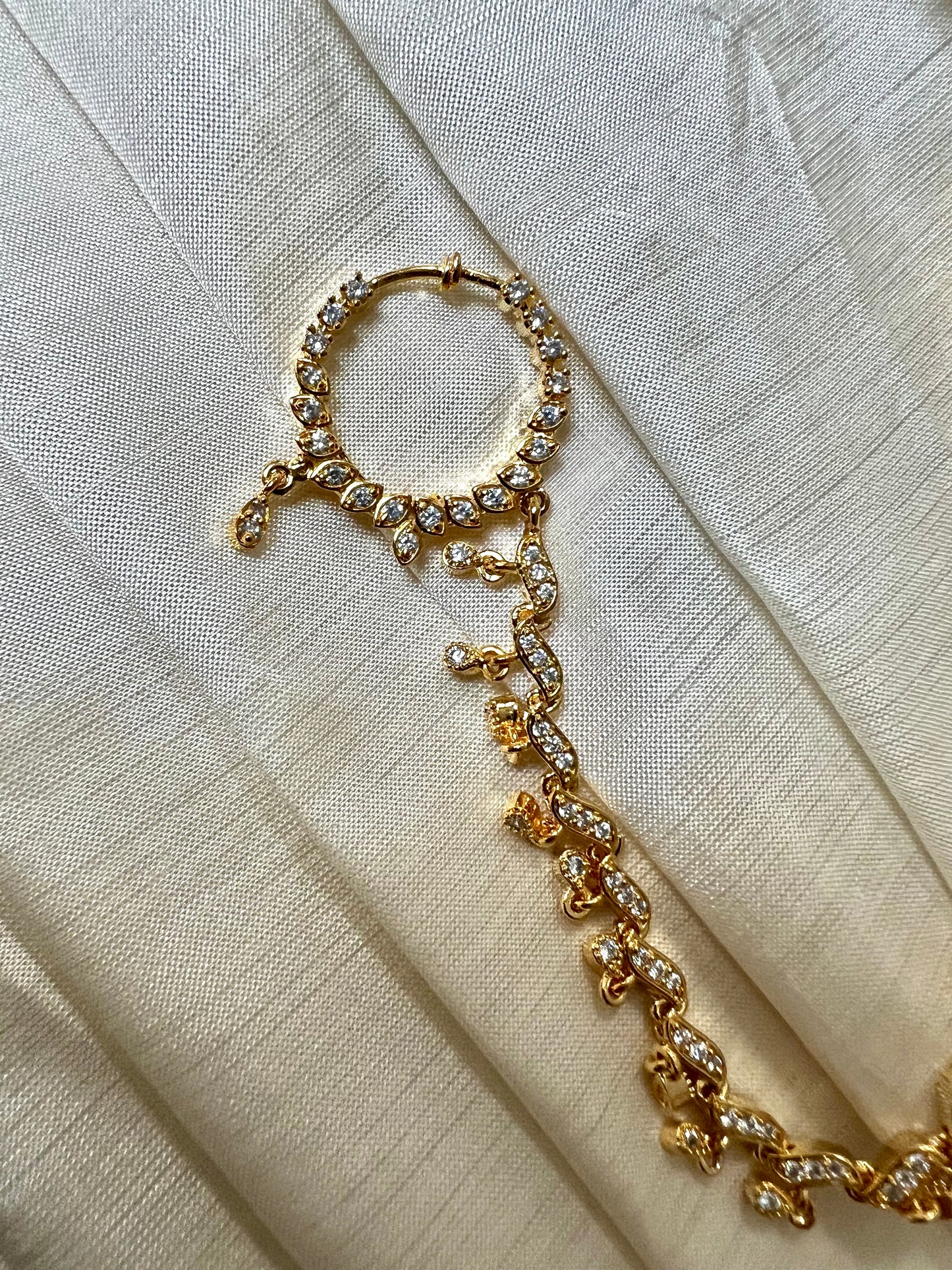 Cz stoned gold plated nosering with chain NR3033