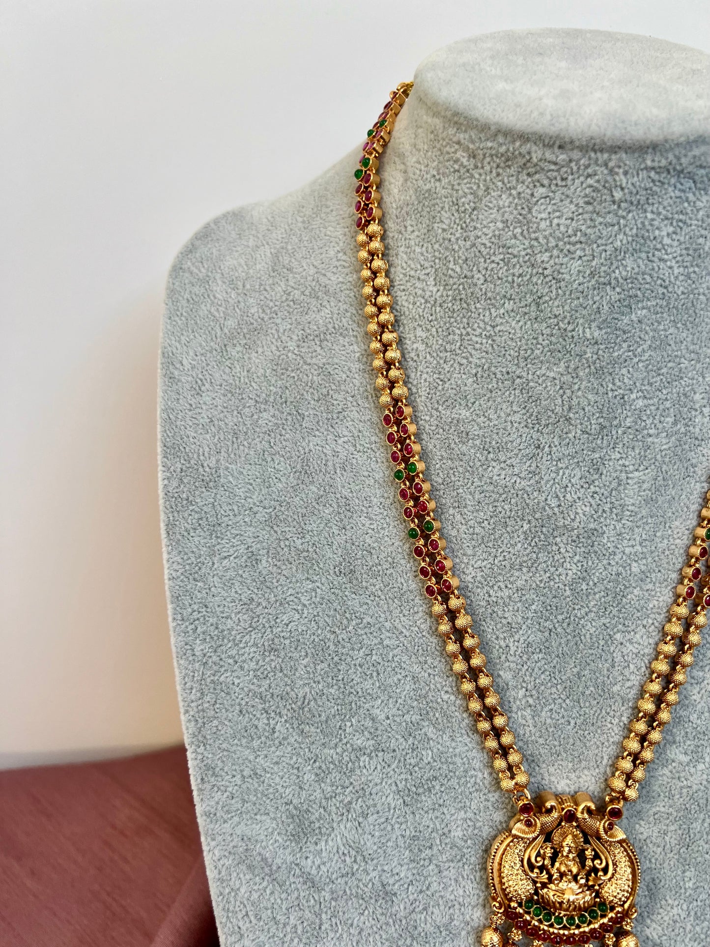 VARNA - Antique temple matte gold plated long necklace with matching earrings N3026