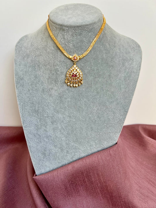 THILAGA - Short ruby white stoned attigai necklace N3146