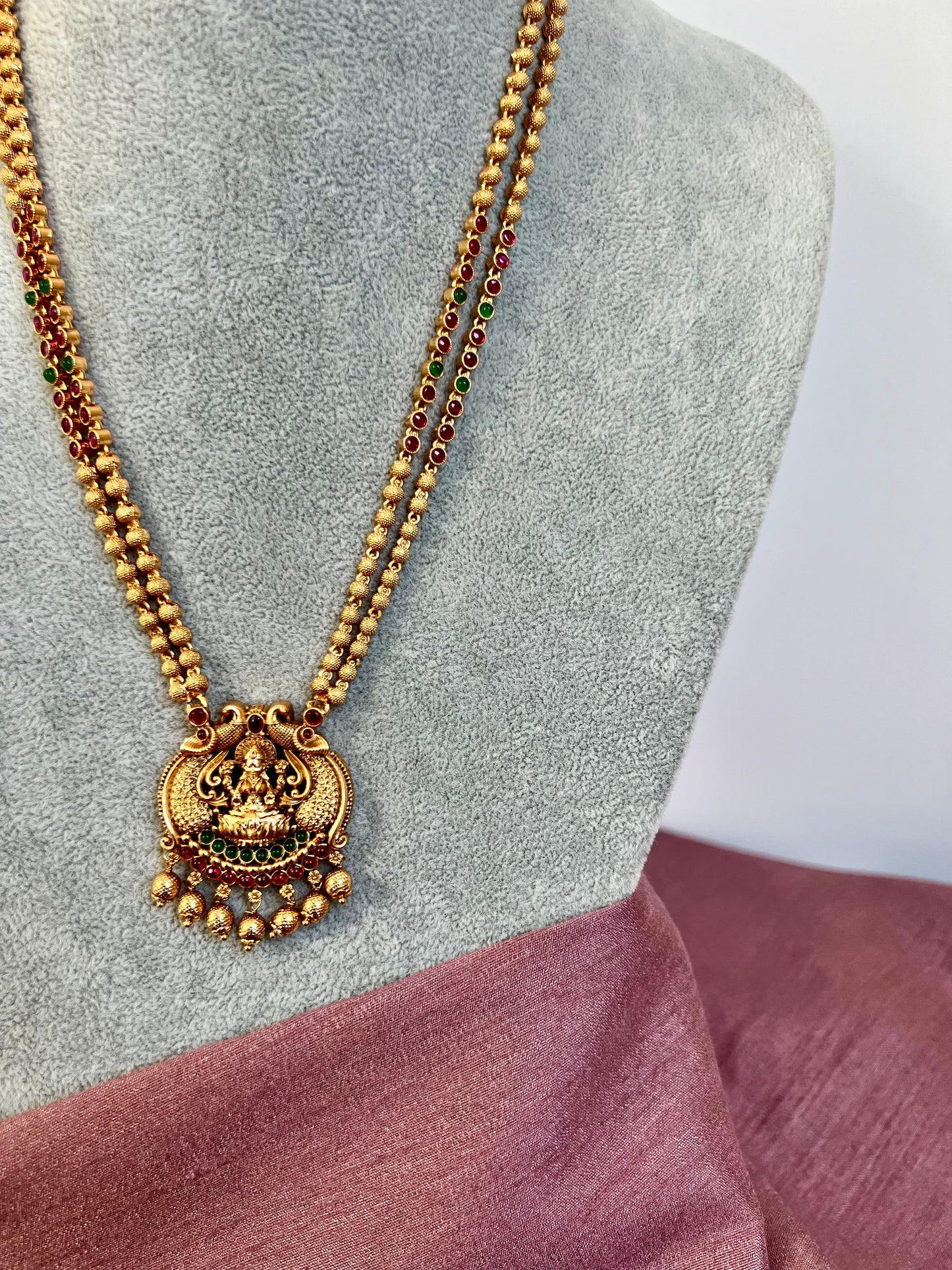 VARNA - Antique temple matte gold plated long necklace with matching earrings N3026