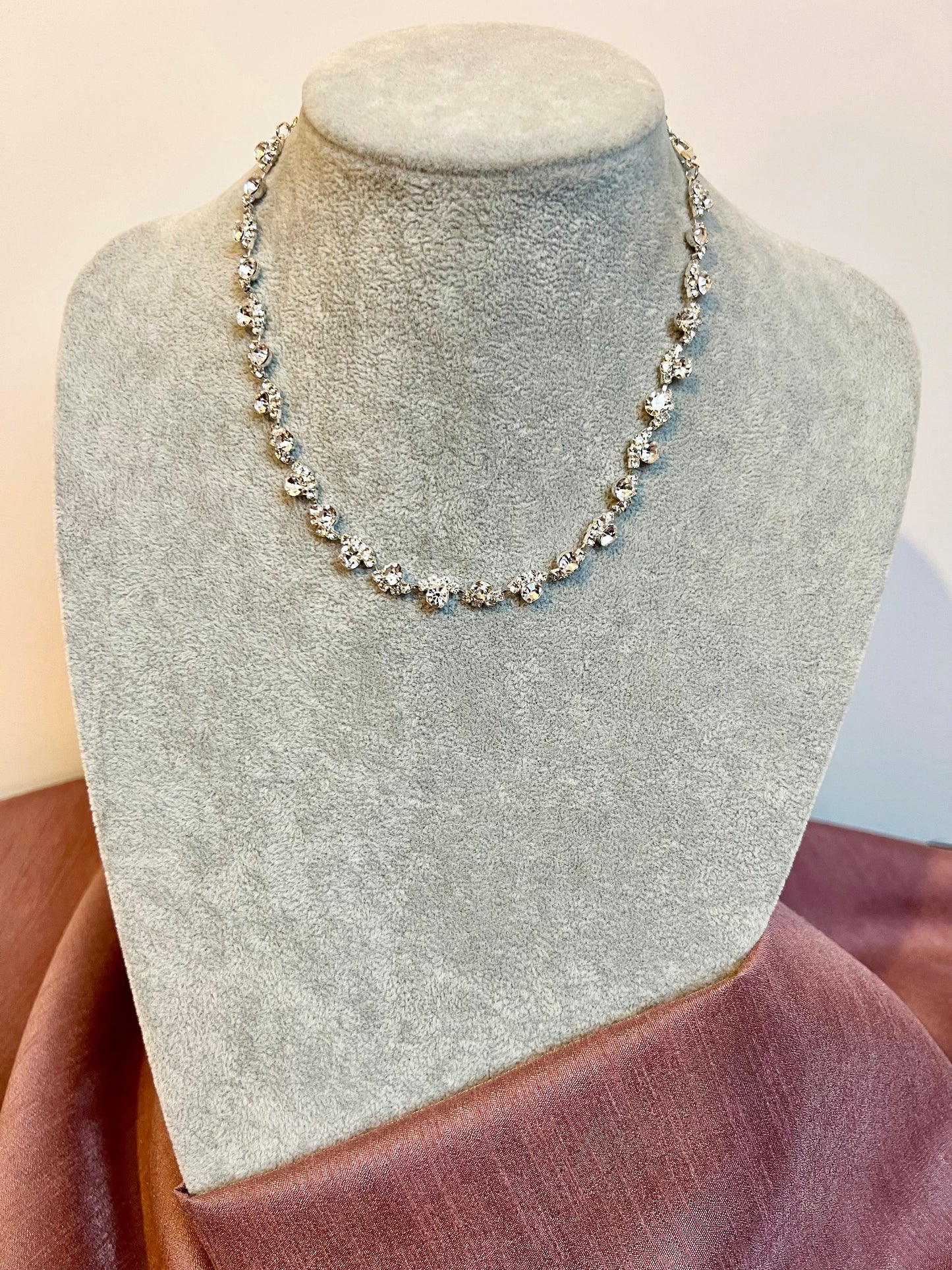 VINISHA - simple silver short chain necklace with earrings N3235