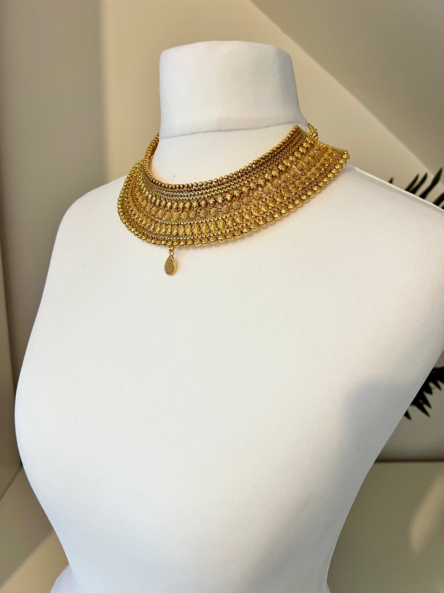 VAISHI - Bridal high neck gold plated necklace with earrings and tikka N3180