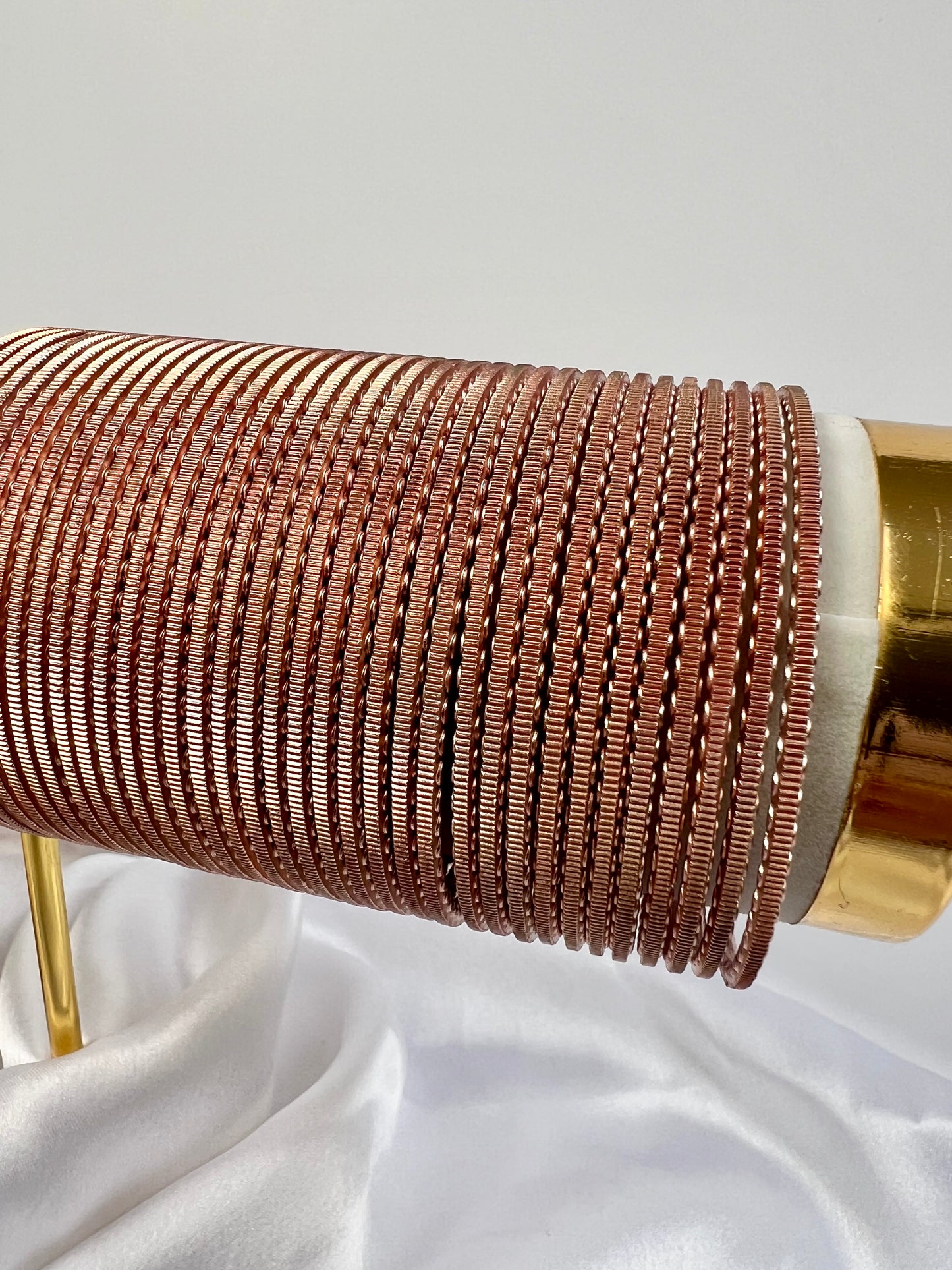 Plain dusty pink bangles, set of thirty-six B3024