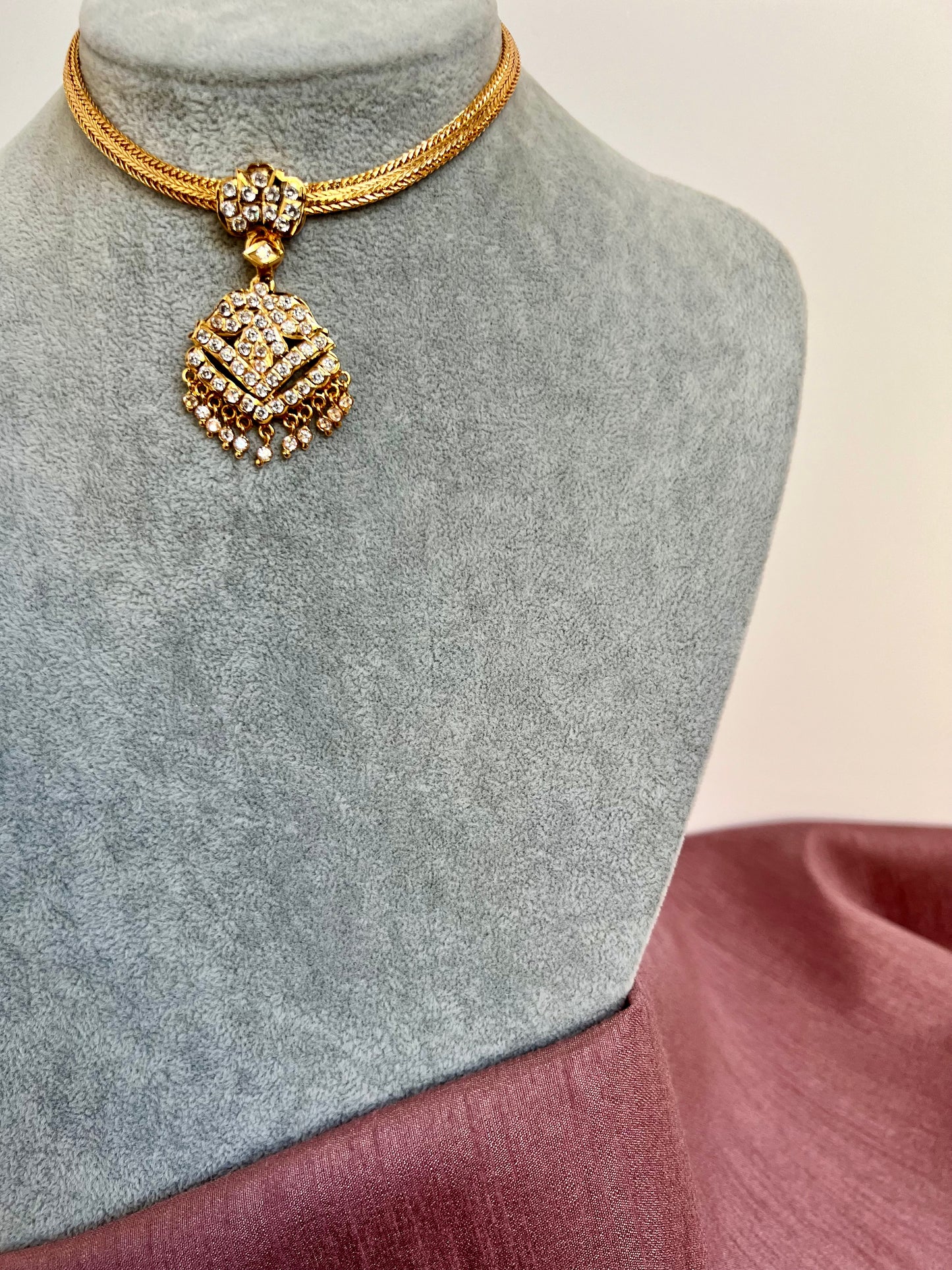 RUBIKA - White stones short impon attigai N3150