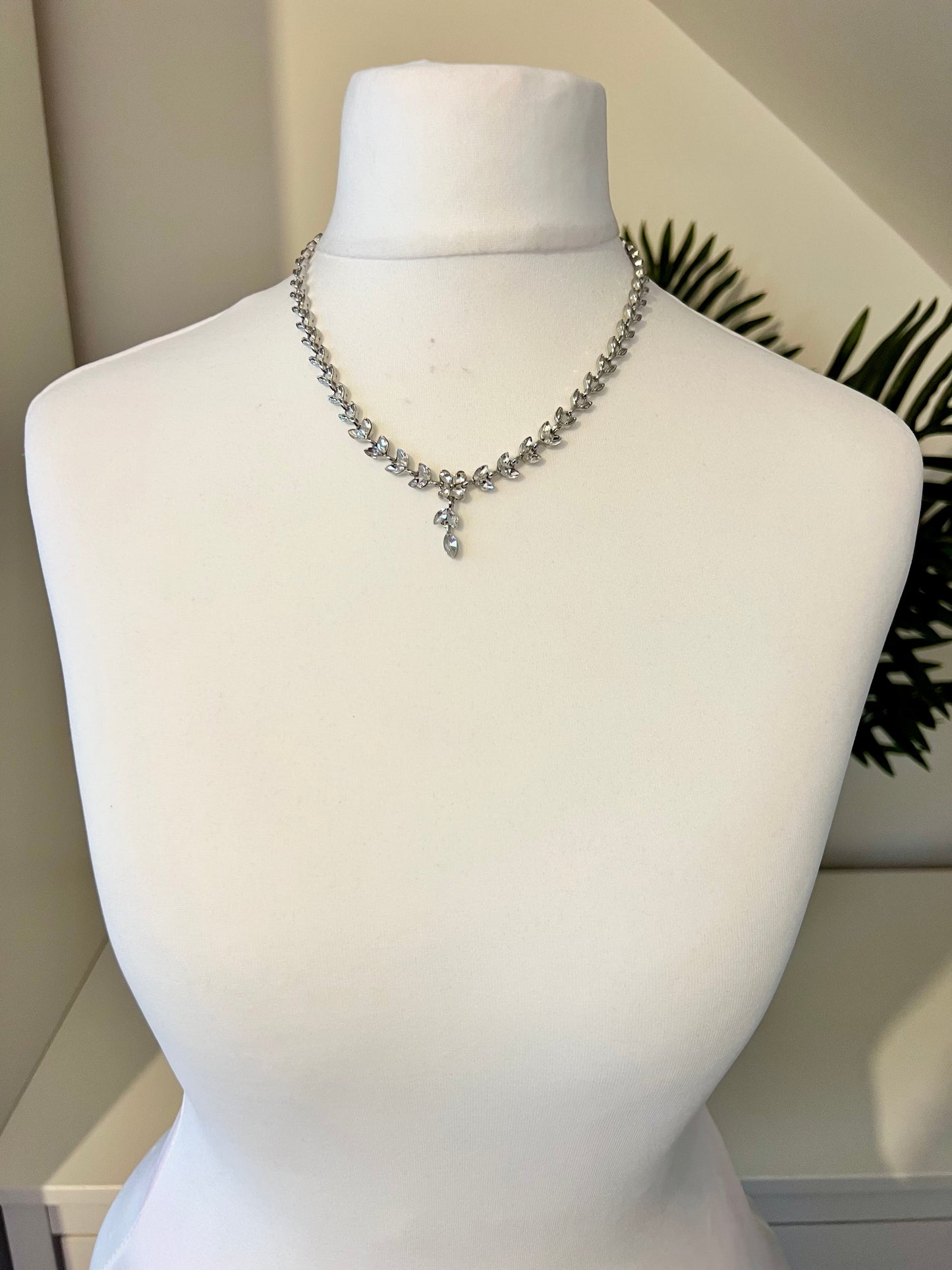 ANANIGA - Simple short antique silver necklace set with earrings N3240