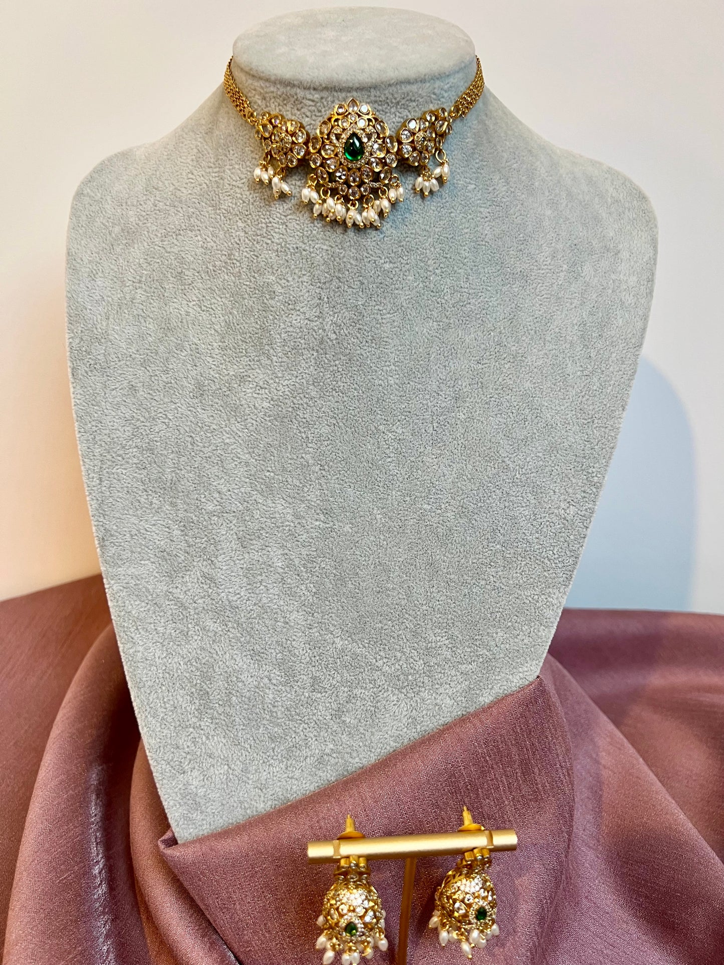 BAVITHRA - small kundan stone choker set with matching jhumkas N3175