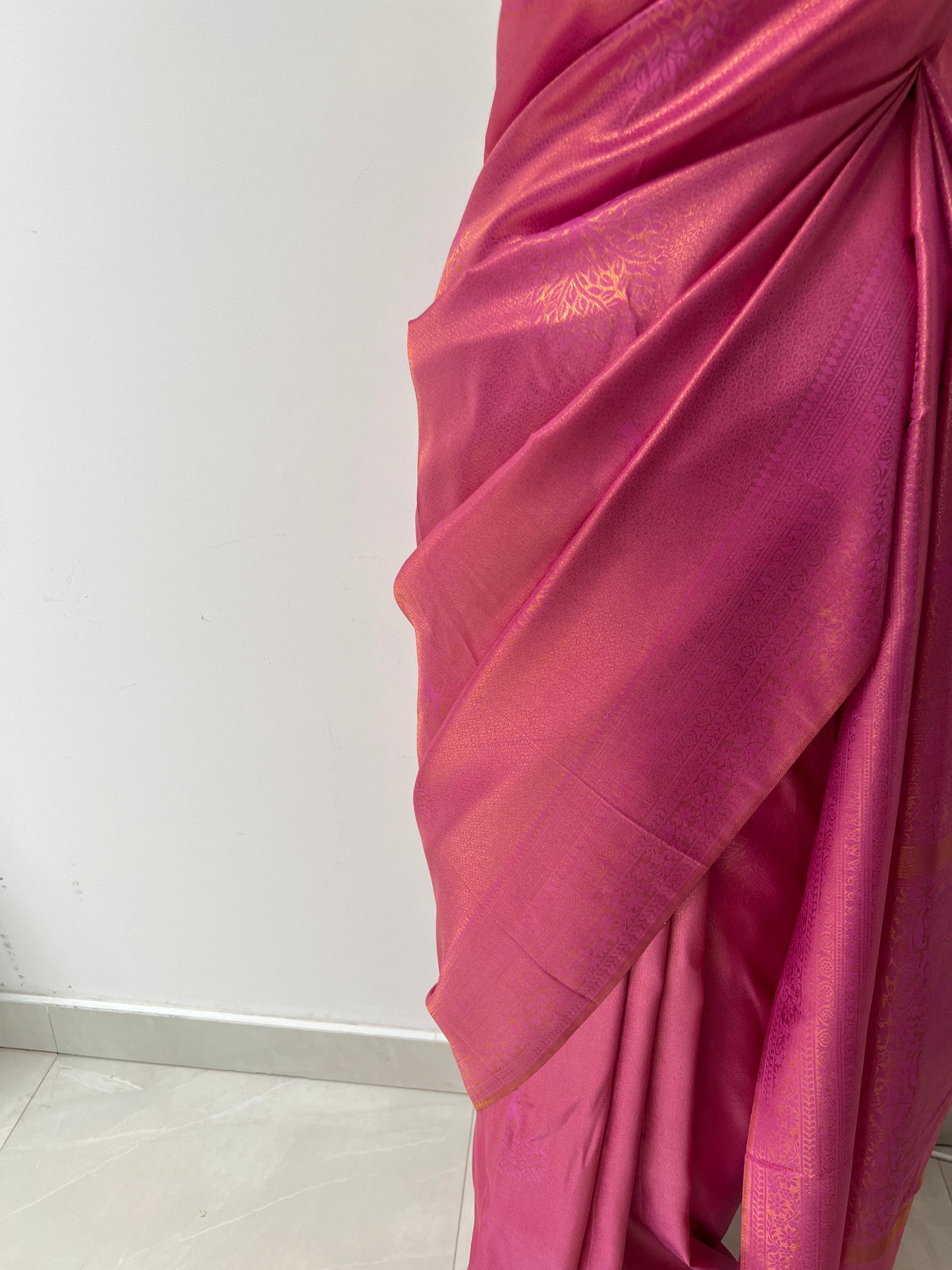 Hot pink kubera silk saree with matching blouse and tassels attached S3008