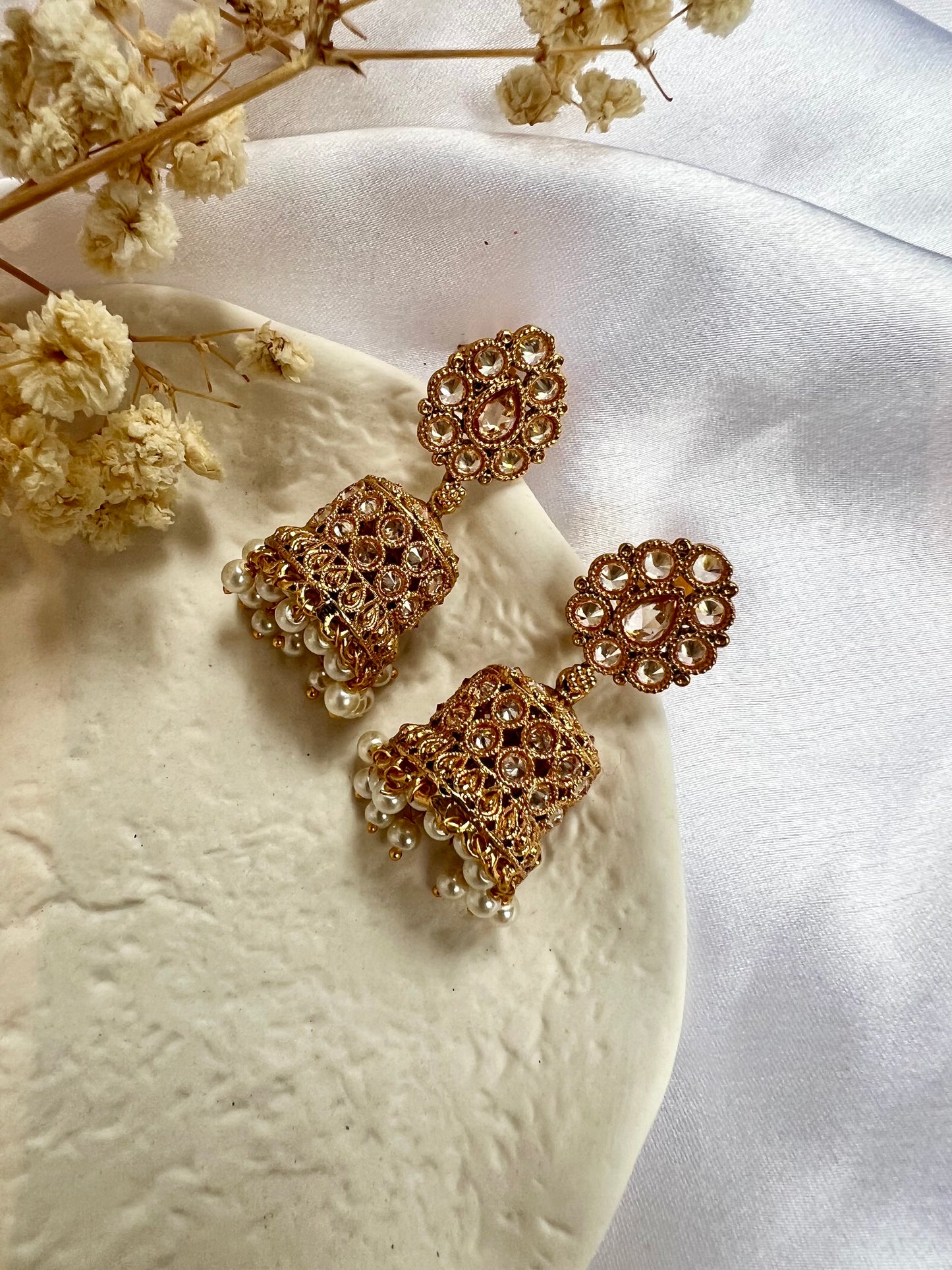 Golden short jhumkas with pearls in various colours E3035