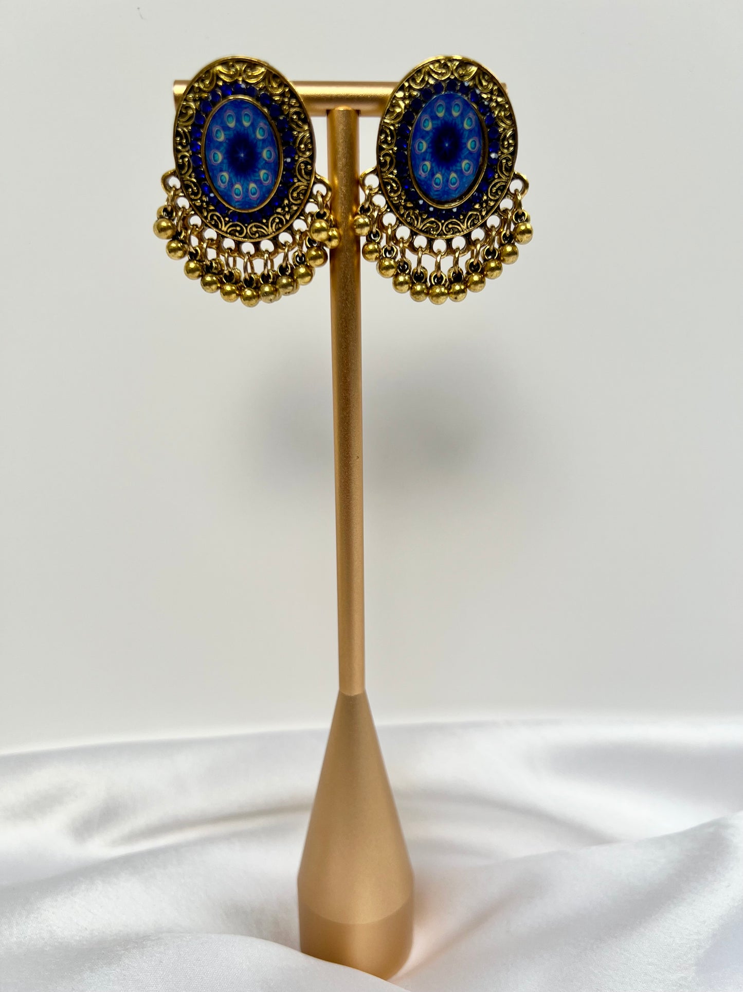 Antique gold large round peacock blue flat earrings  E3080