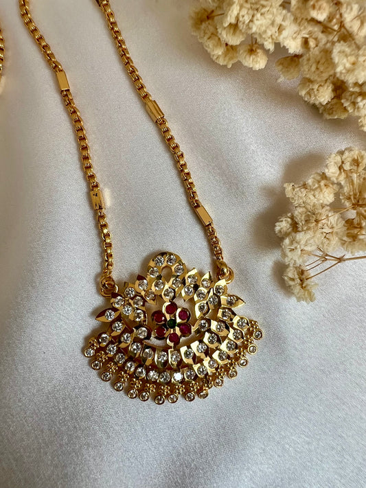 AHALLYA - Long impon pendant necklace with ruby, green and white stones N3075