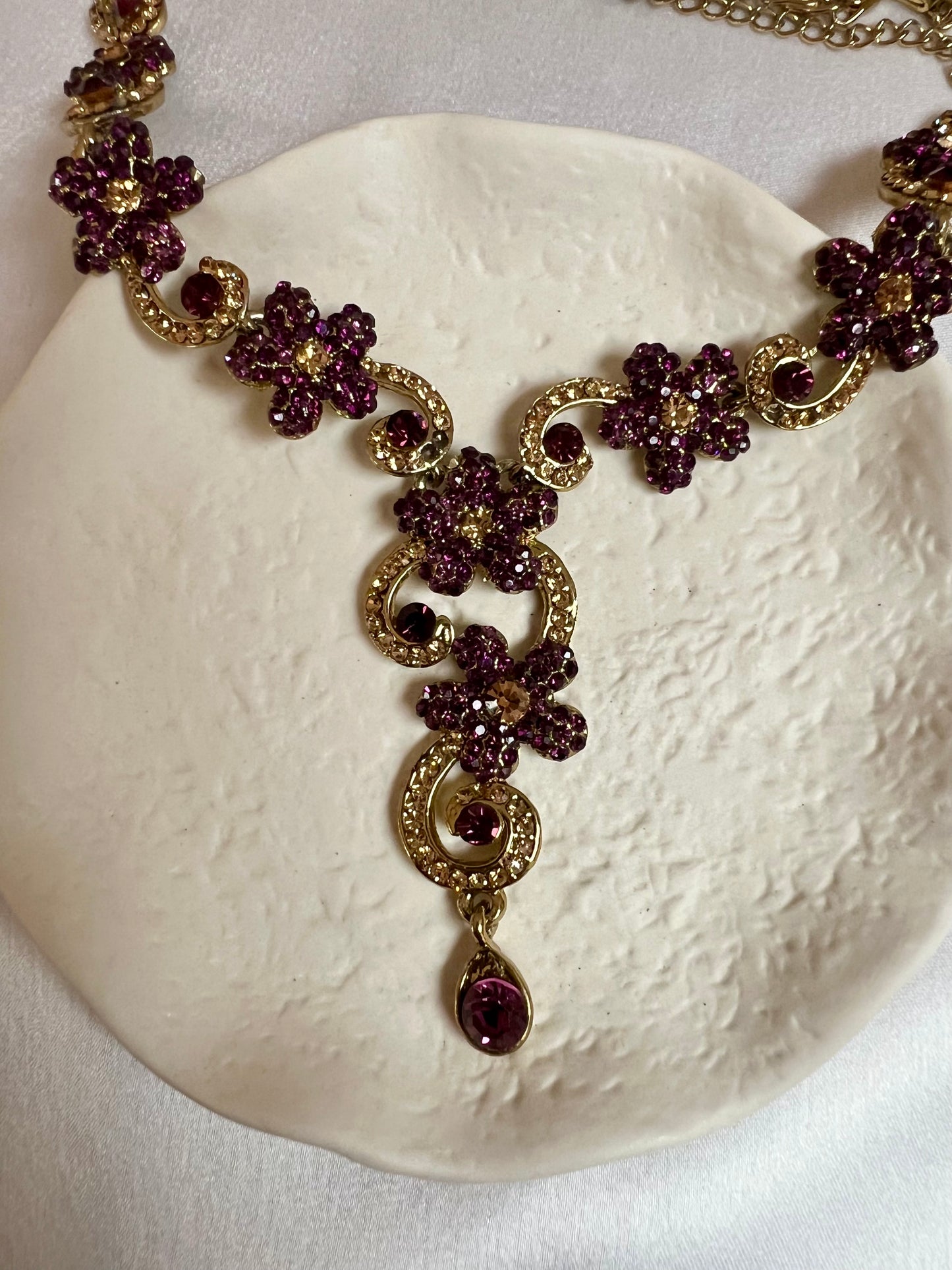 SARITHA - purple and champagne stones antique gold necklace N3219