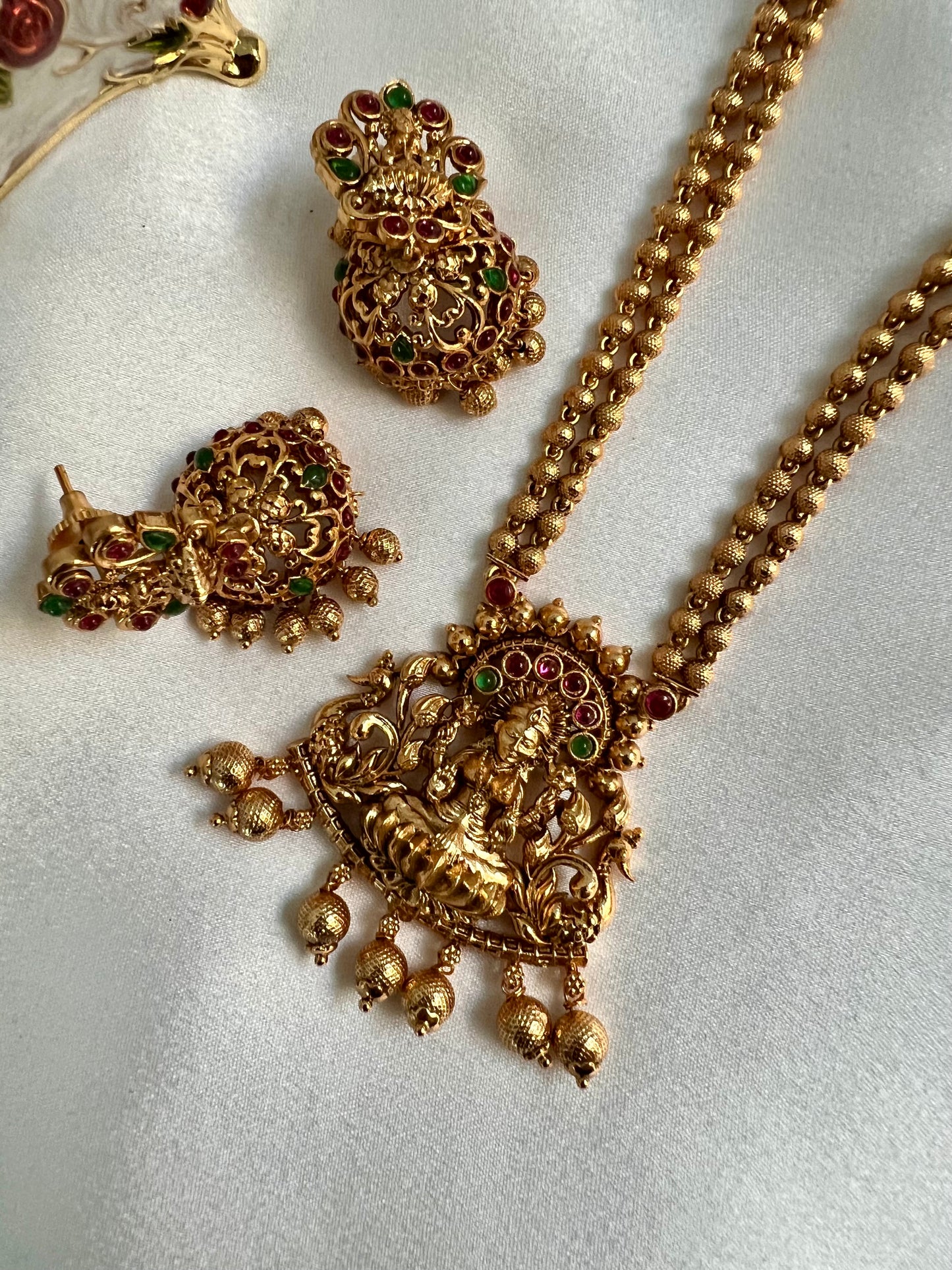 LAKSHMI - Antique temple long matte gold plated jewellery in rubygreen with matching jhumkas N3025