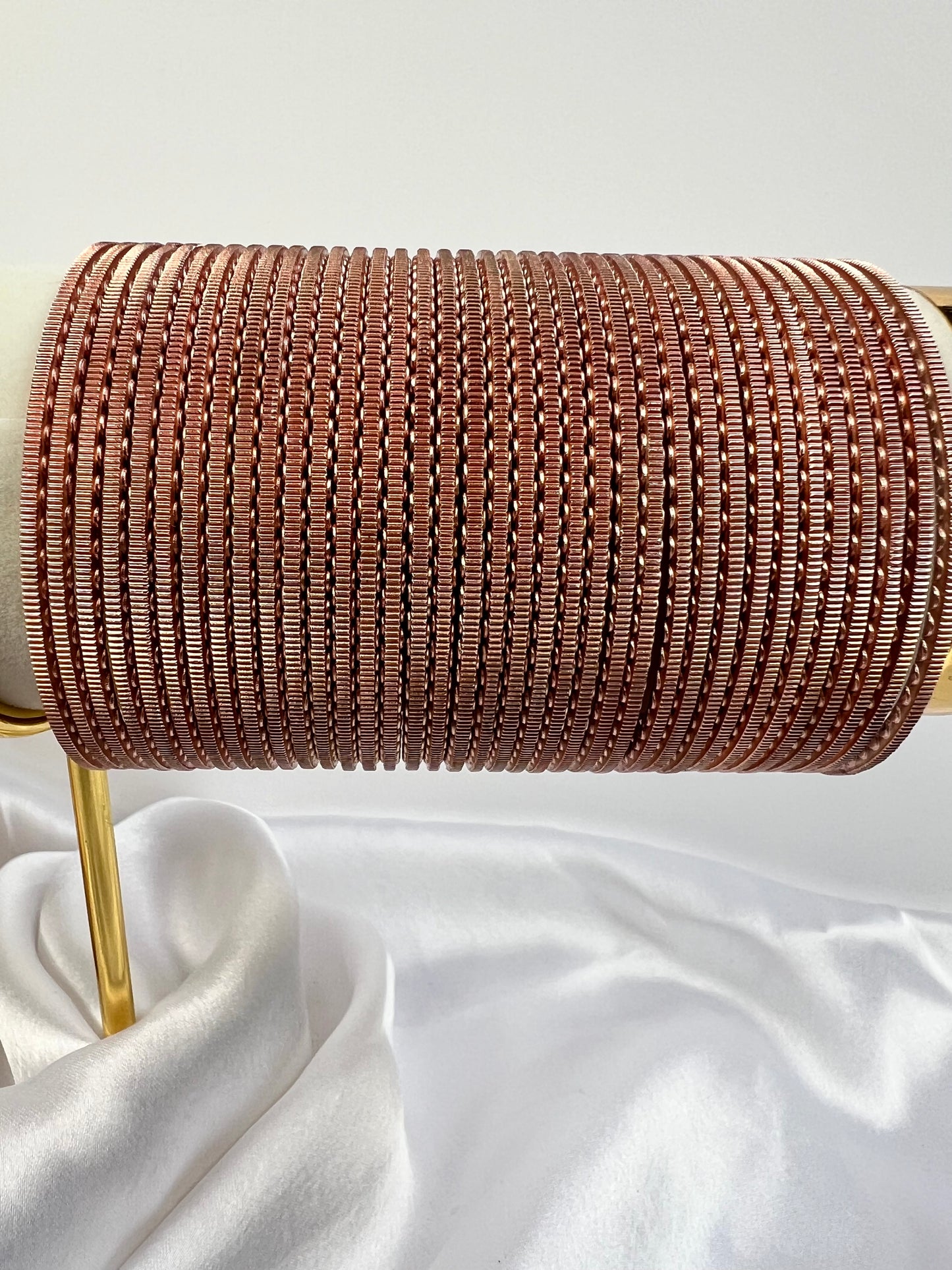 Plain dusty pink bangles, set of thirty-six B3024