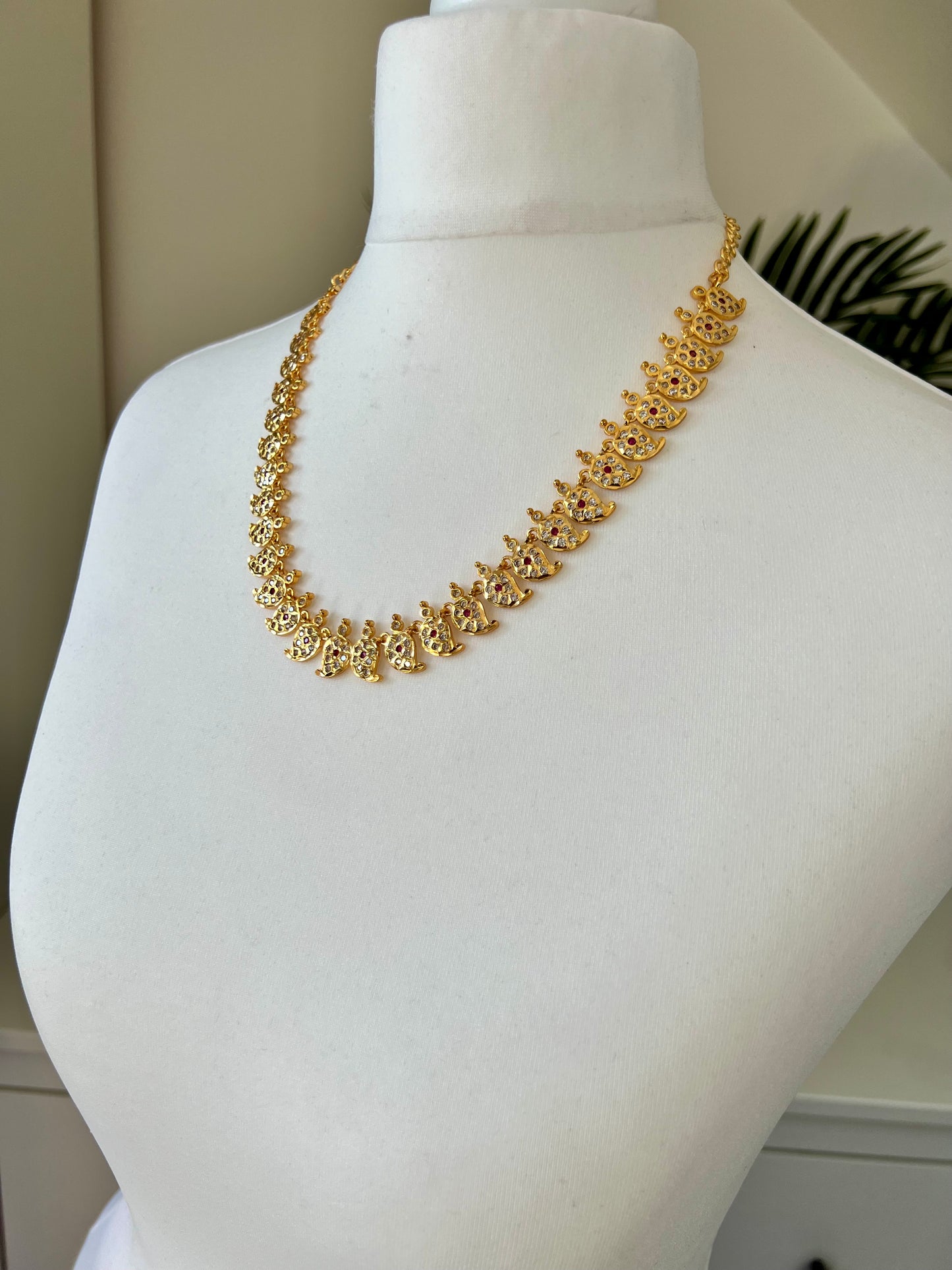 CHITRA - Short mango traditional impon chain necklace N3078