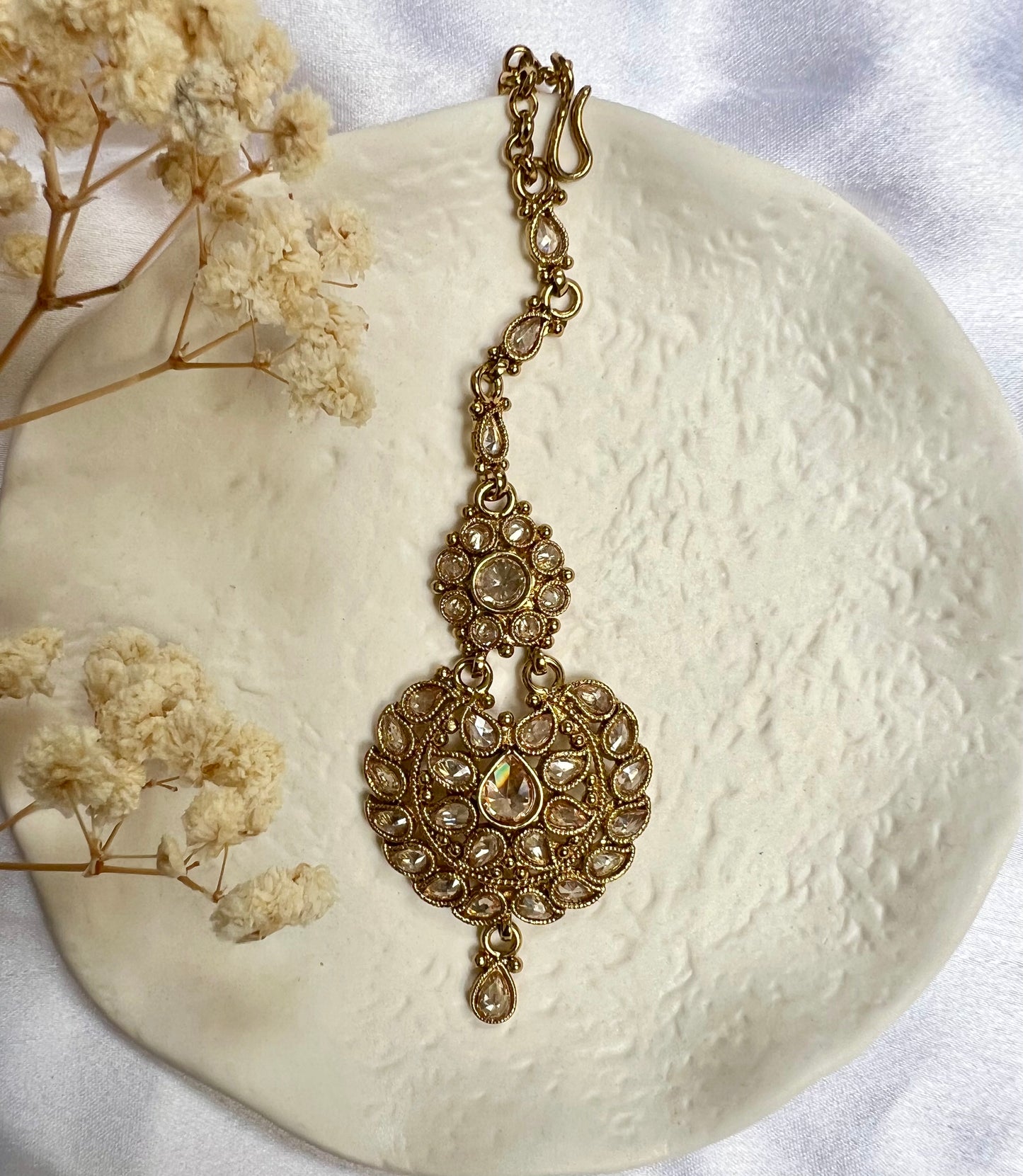 Mehndi plated clear stoned maang tikka T3010