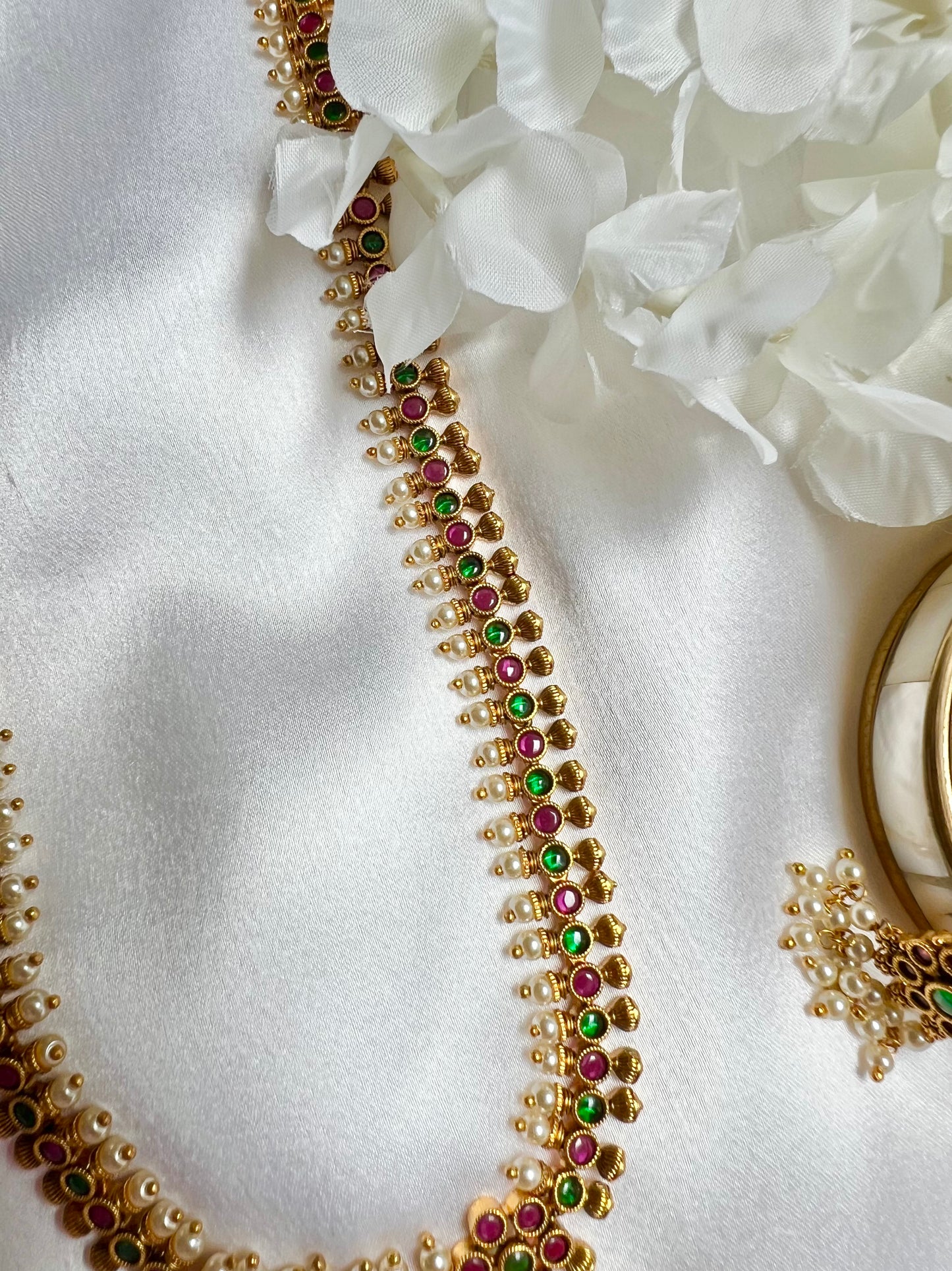 INIYA - Antique Kemp stone matte gold plated rubygreen South Indian long necklace set with a pair of earrings N3003