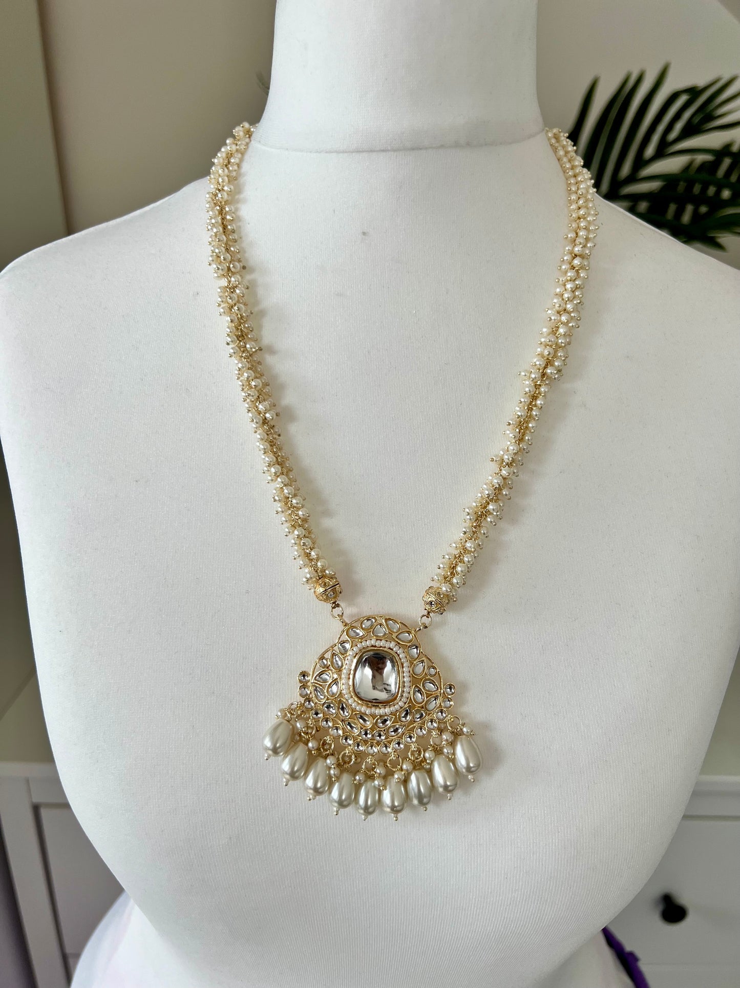 LAVI - Long Kundan style white malai pendant necklace with ivory beads and matching flat earrings N3049