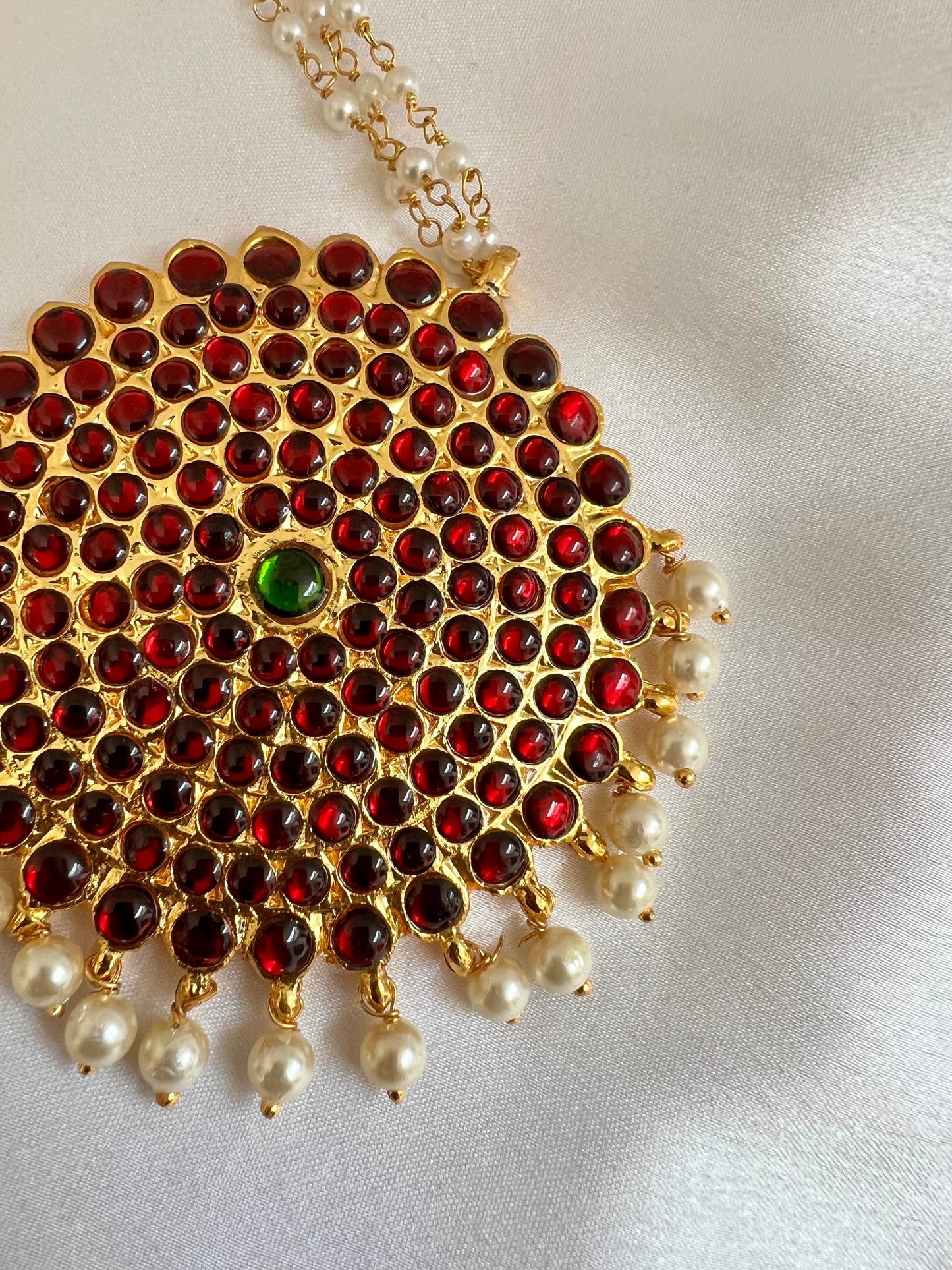 ABINA - Long traditional ruby kemp stone necklace with pearl chains N3134