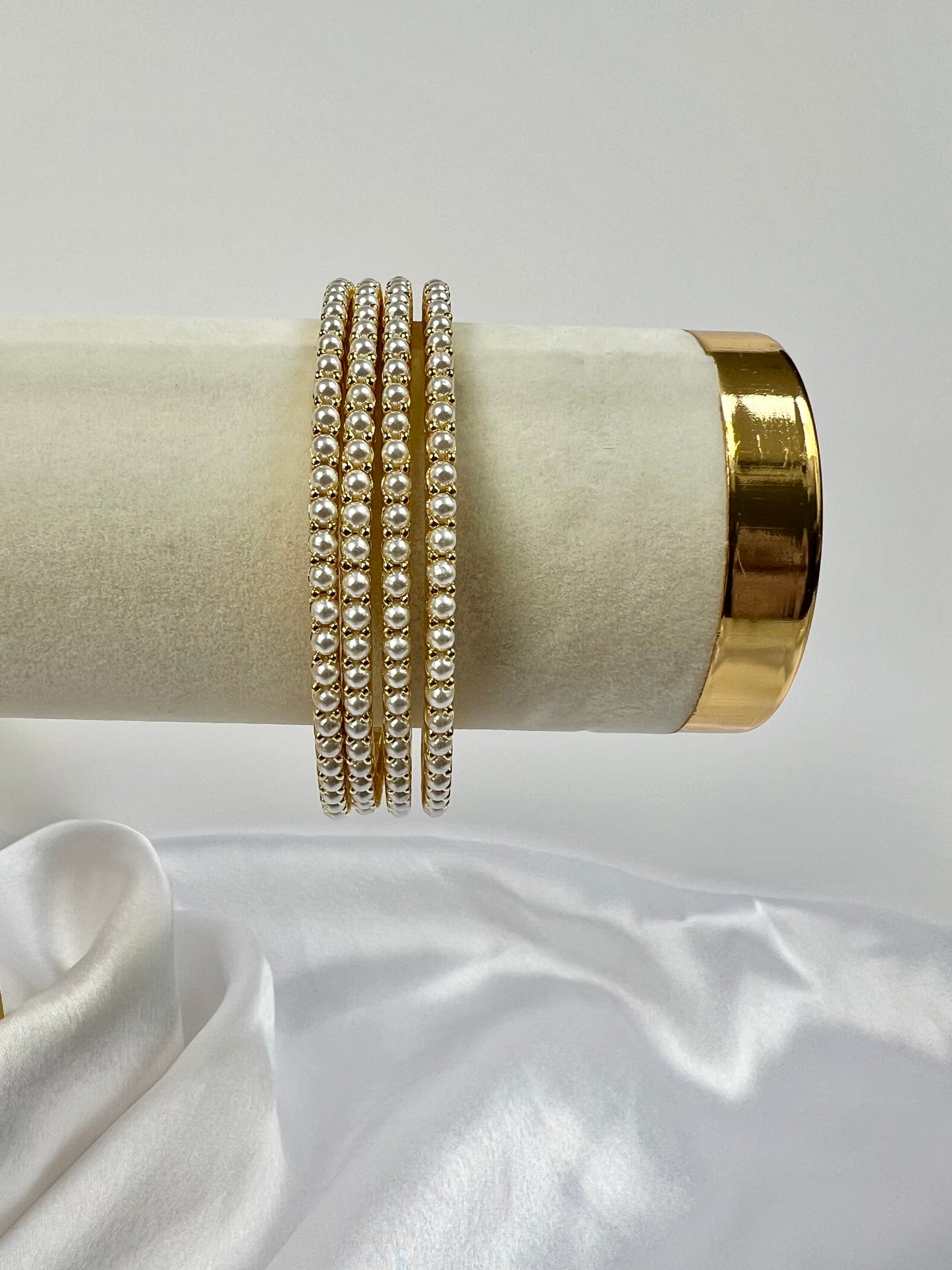 Simple Gold plated pearl bangles, set of four B3014