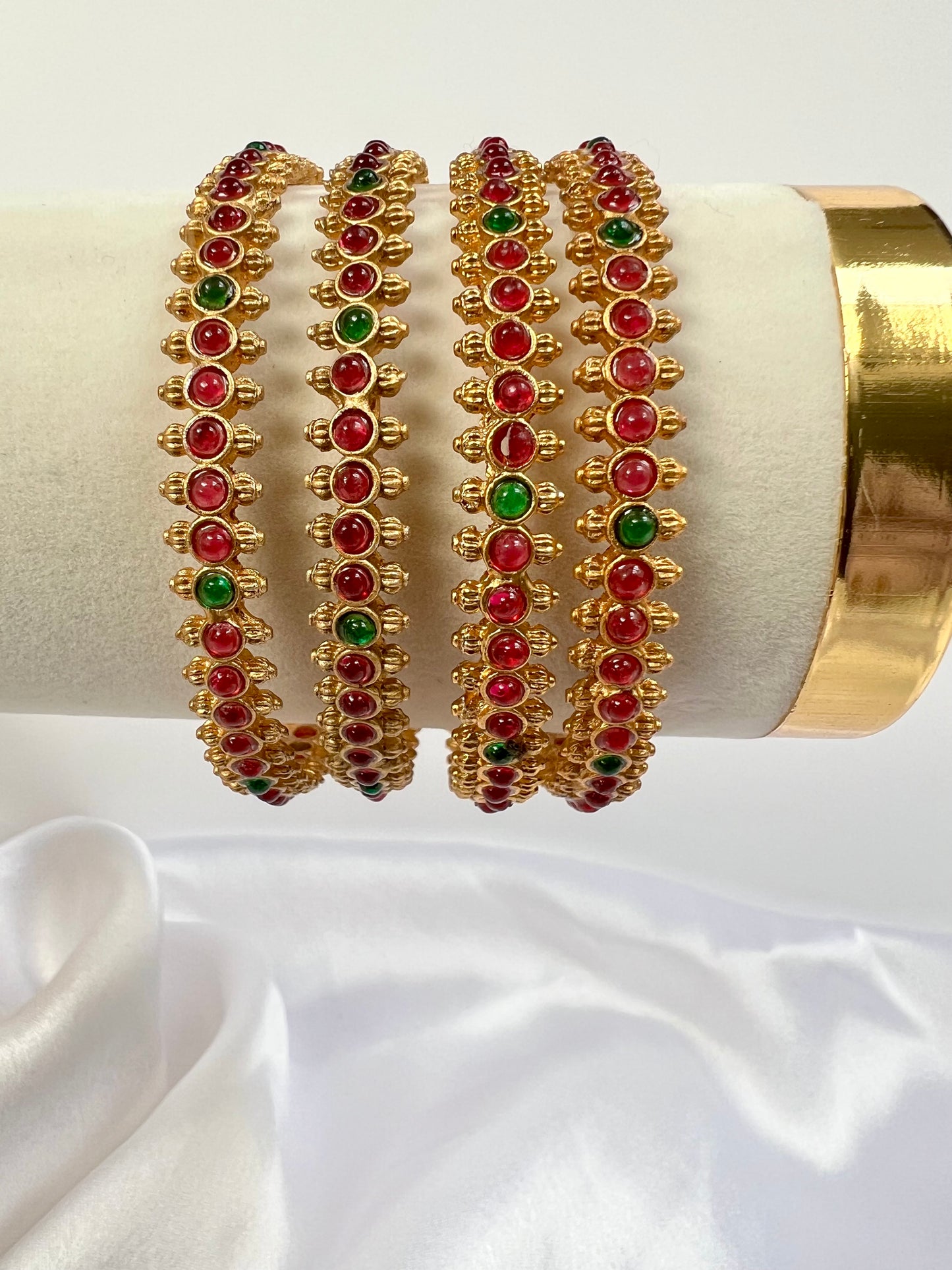 Antique Matte gold ruby green kemp stone bangles, set of four B3016