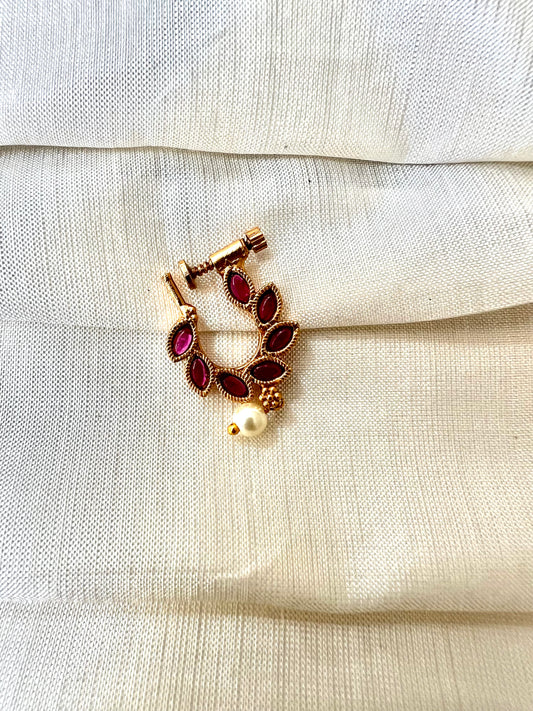 Antique oval shaped gold plated ruby nosering NR3005