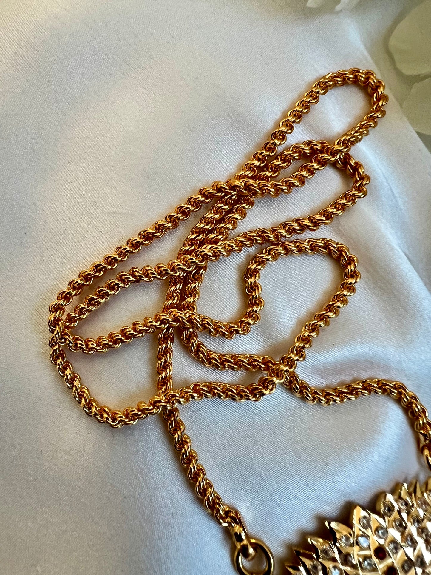 RUBI - Traditional long lotus impon pendant 24 inch with ruby and white N3095