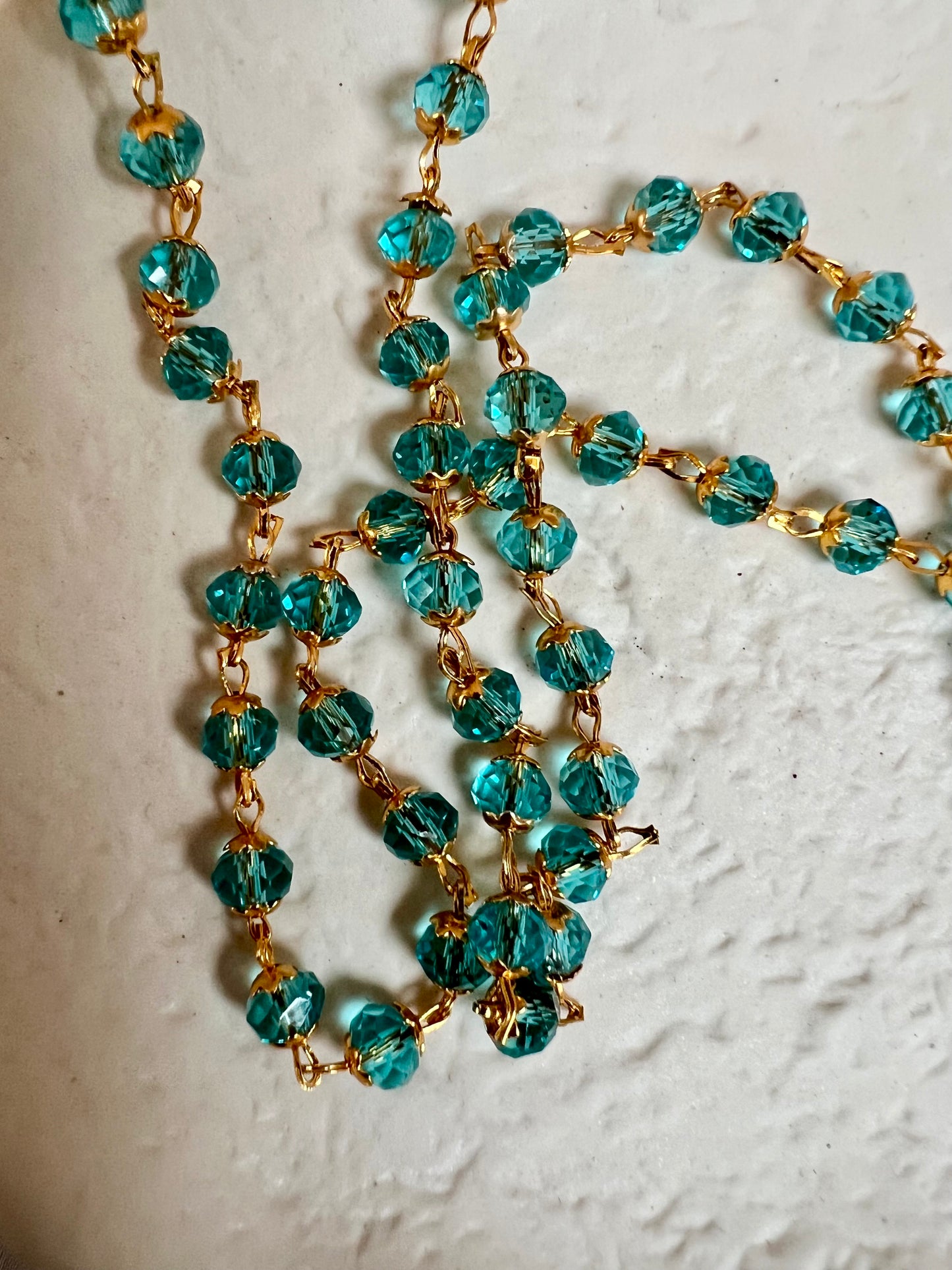 ASVINI - simple long blue golden chain N3228