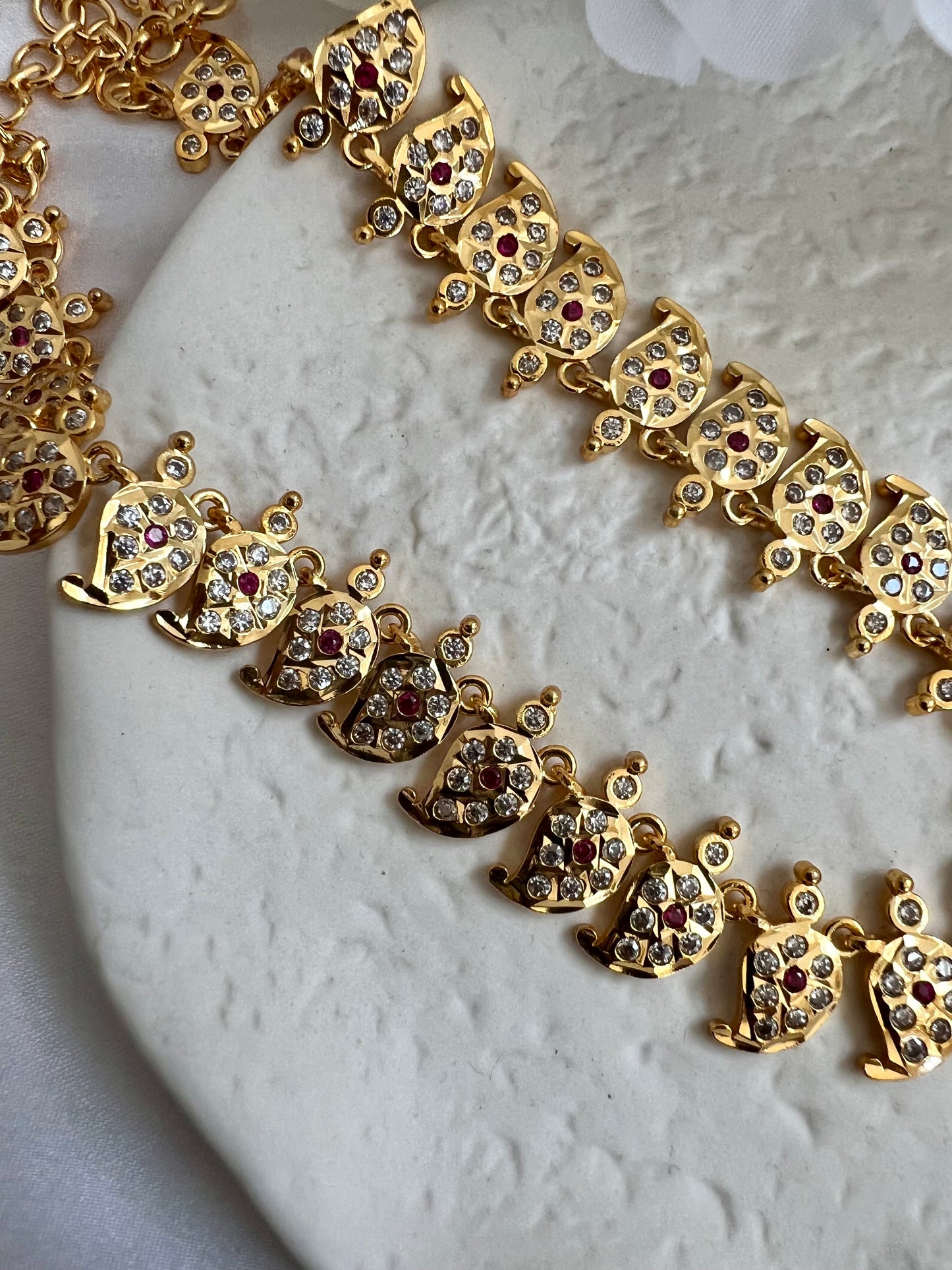 CHITRA - Short mango traditional impon chain necklace N3078