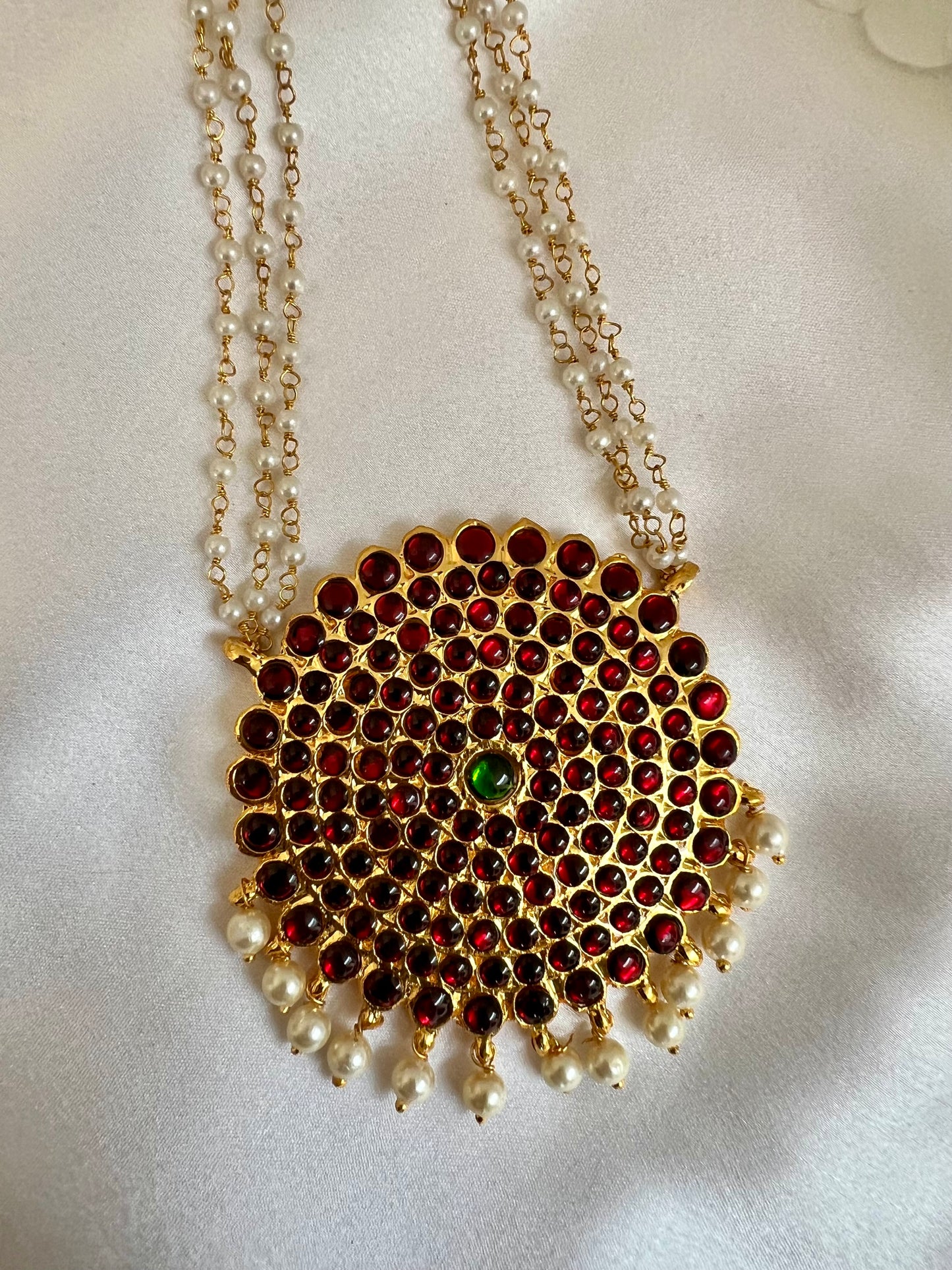 ABINA - Long traditional ruby kemp stone necklace with pearl chains N3134