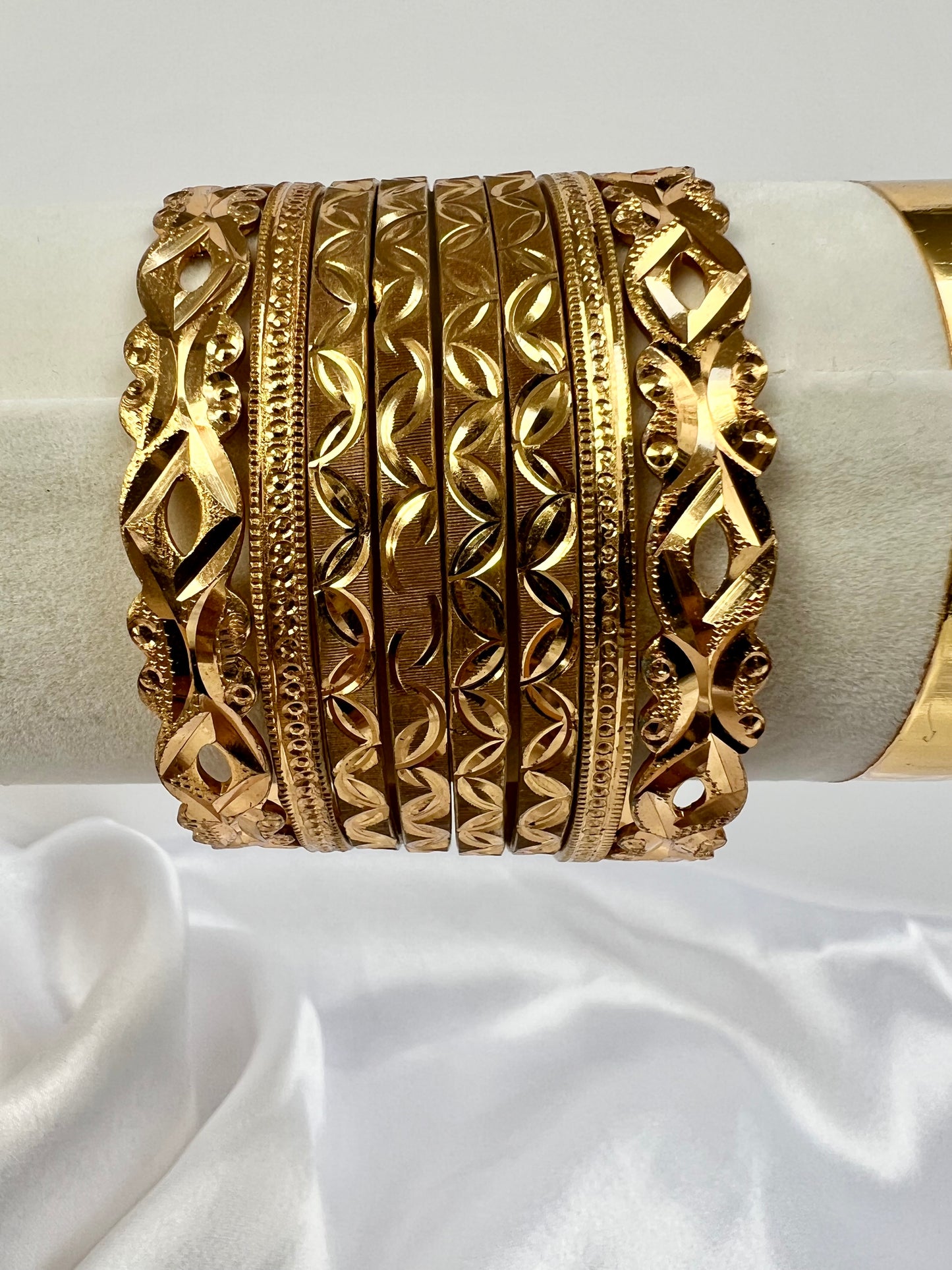 Plain high gold bangles set of four B3022