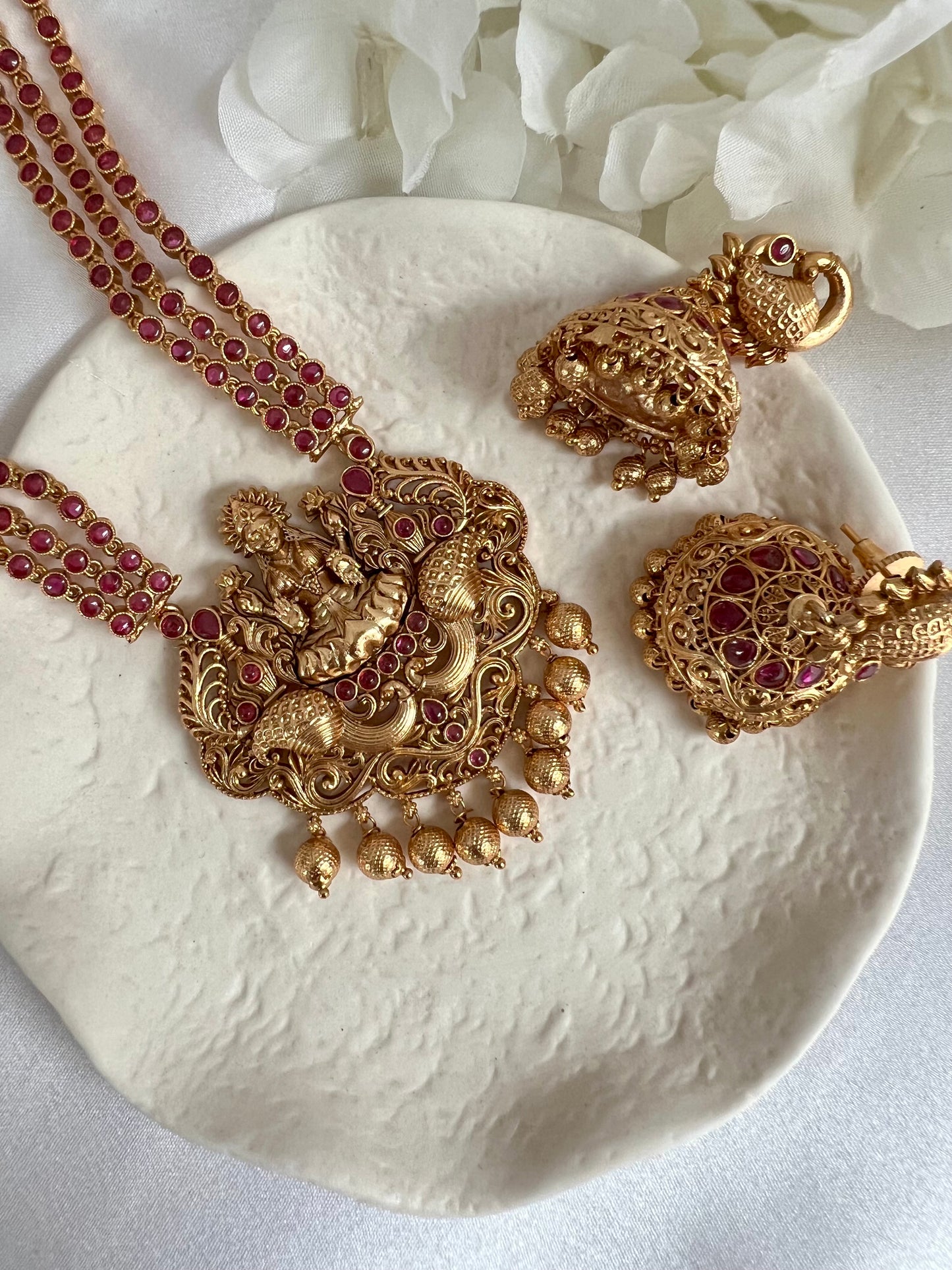 JASO - Antique temple Necklace in ruby with matching jhumkas N3054