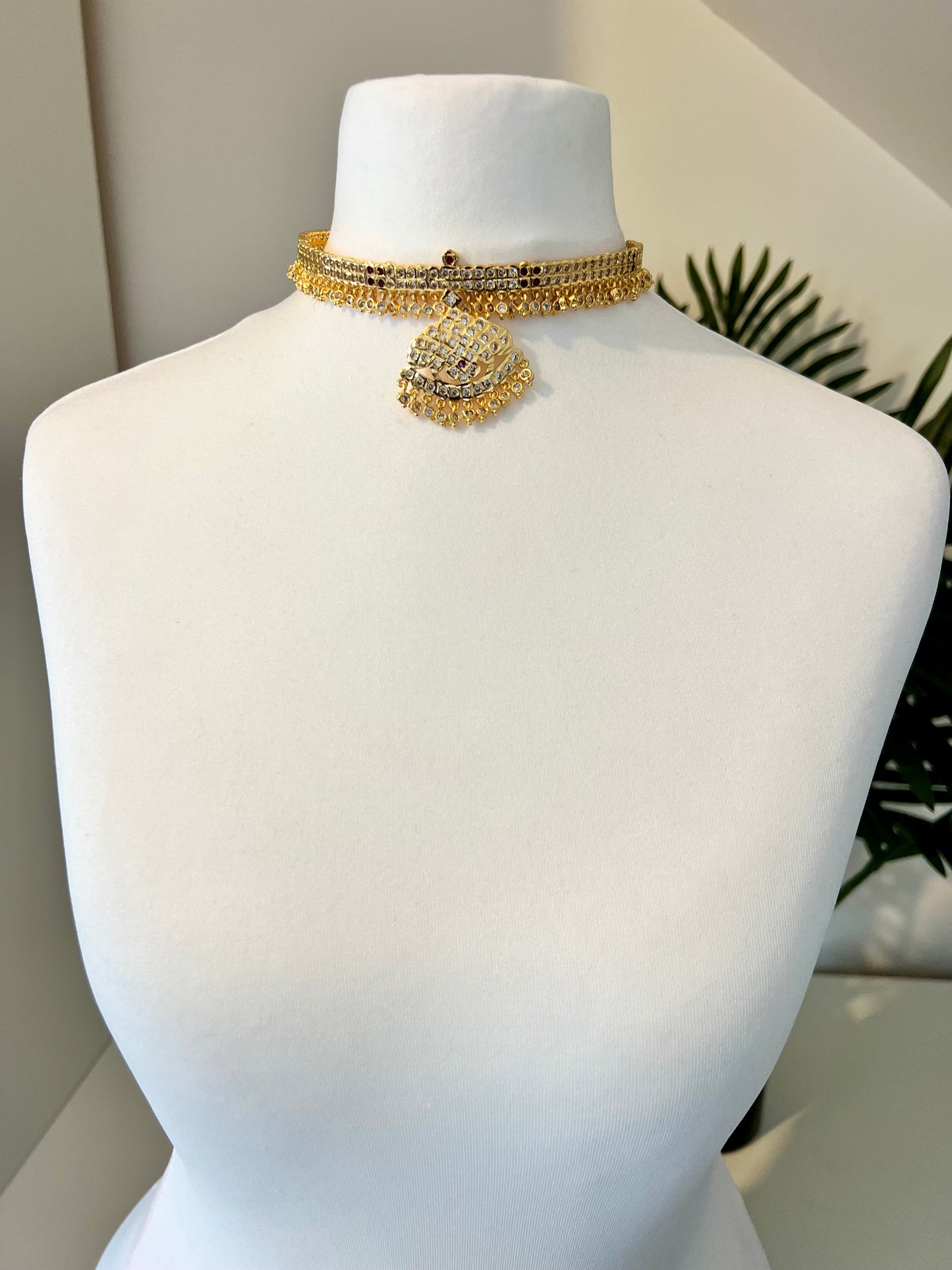 DAVINA - High neck two layered impon necklace with ruby and white stones N3163