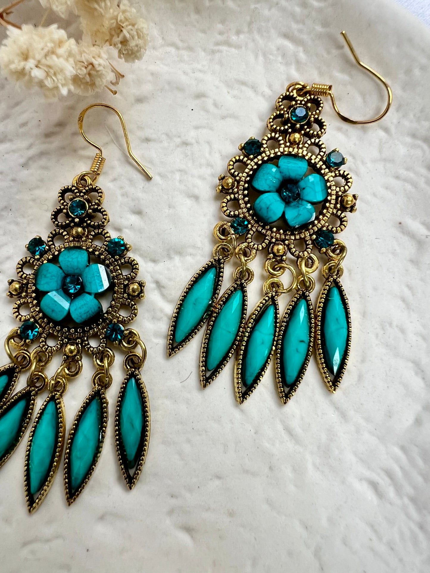 Long antique gold light blue earrings E3081