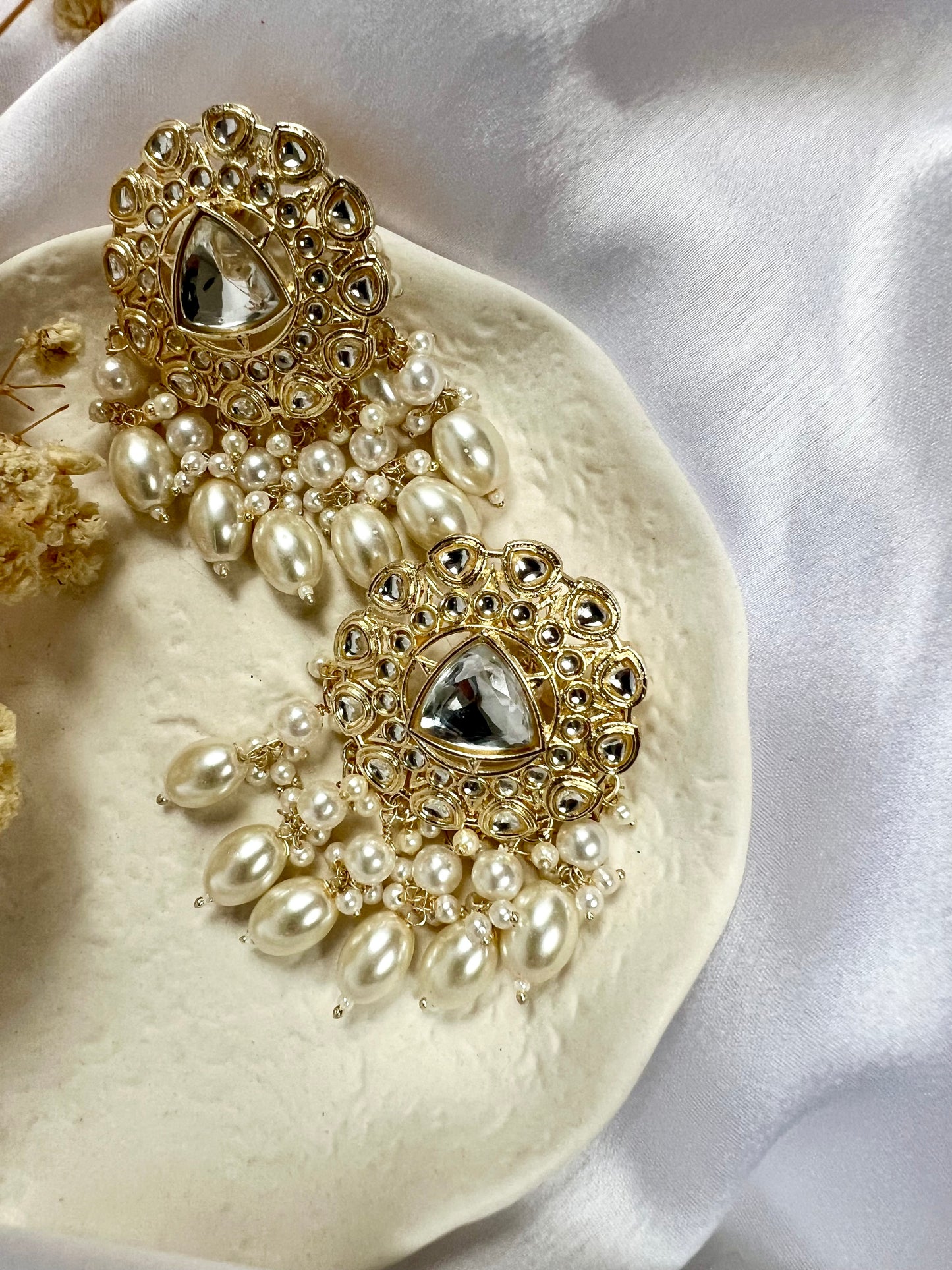 white gold pearl kundan stone earrings E3032