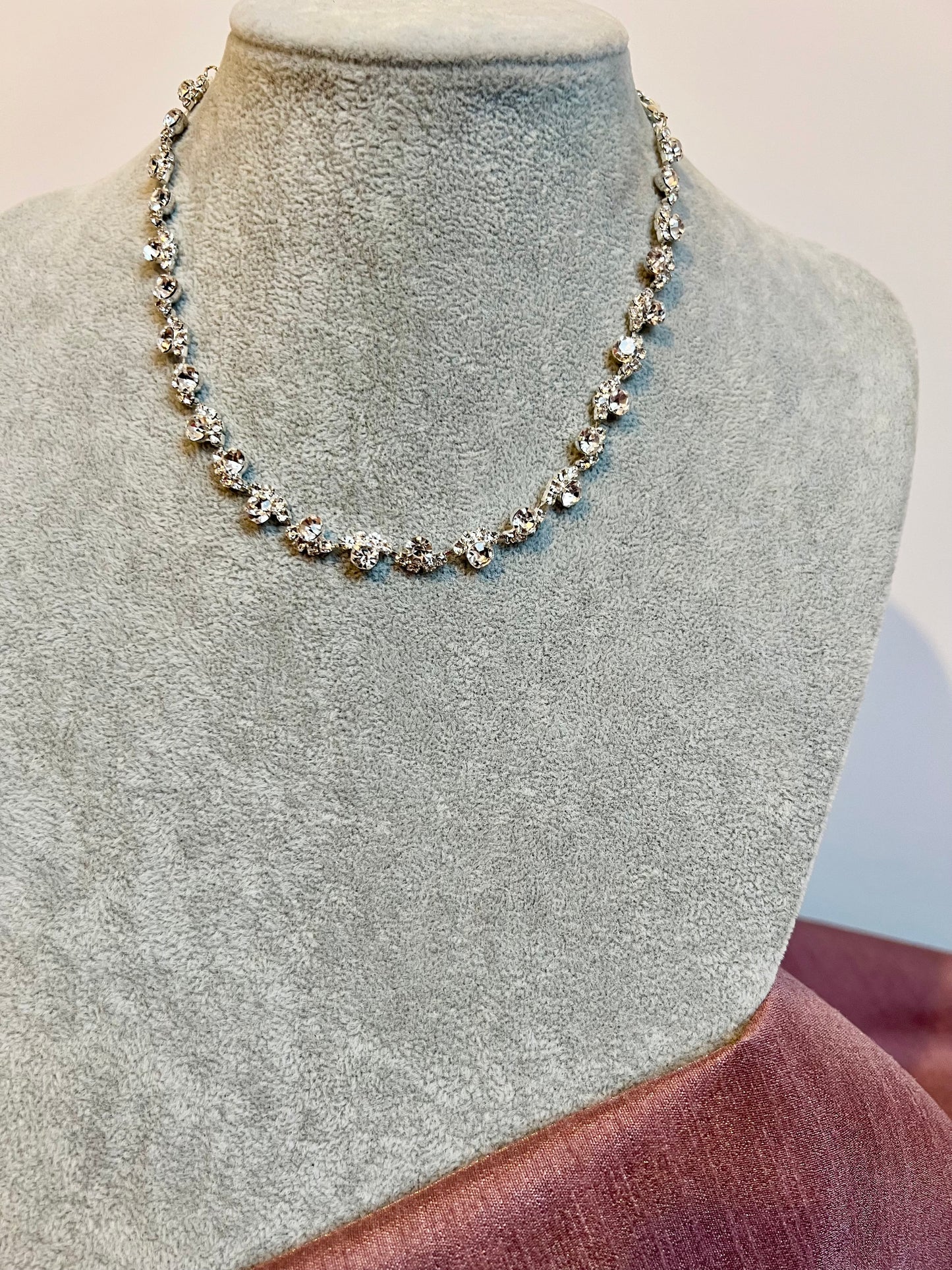 VINISHA - simple silver short chain necklace with earrings N3235